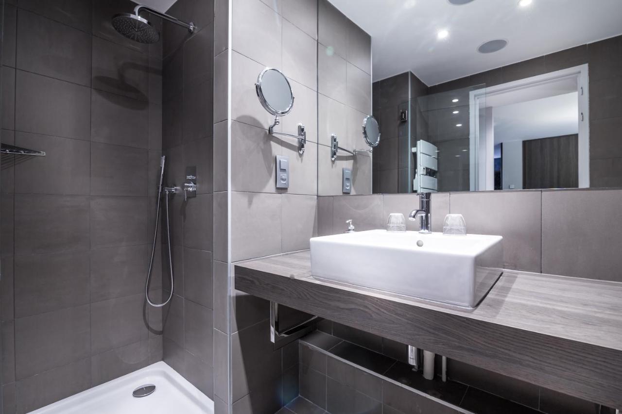 Rayz Private Suites