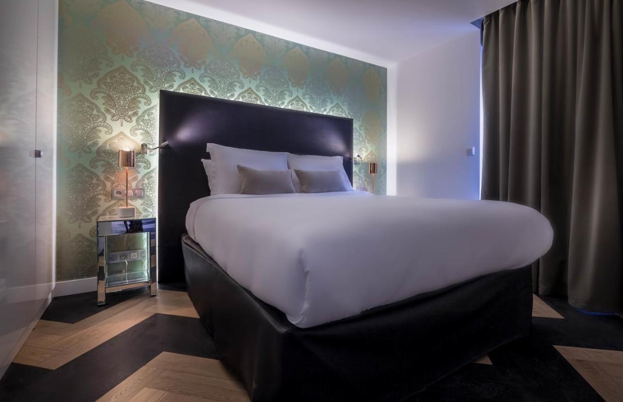 Rayz Private Suites