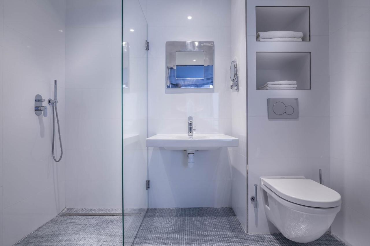 Rayz Private Suites