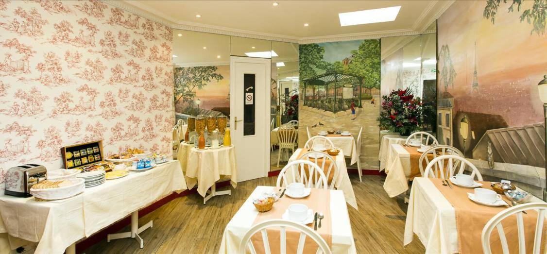 Regyn’s Montmartre