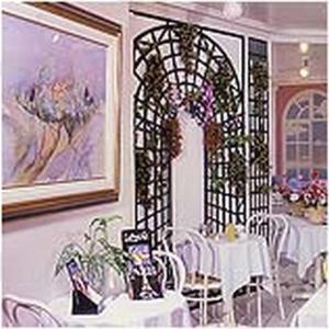Regyn’s Montmartre