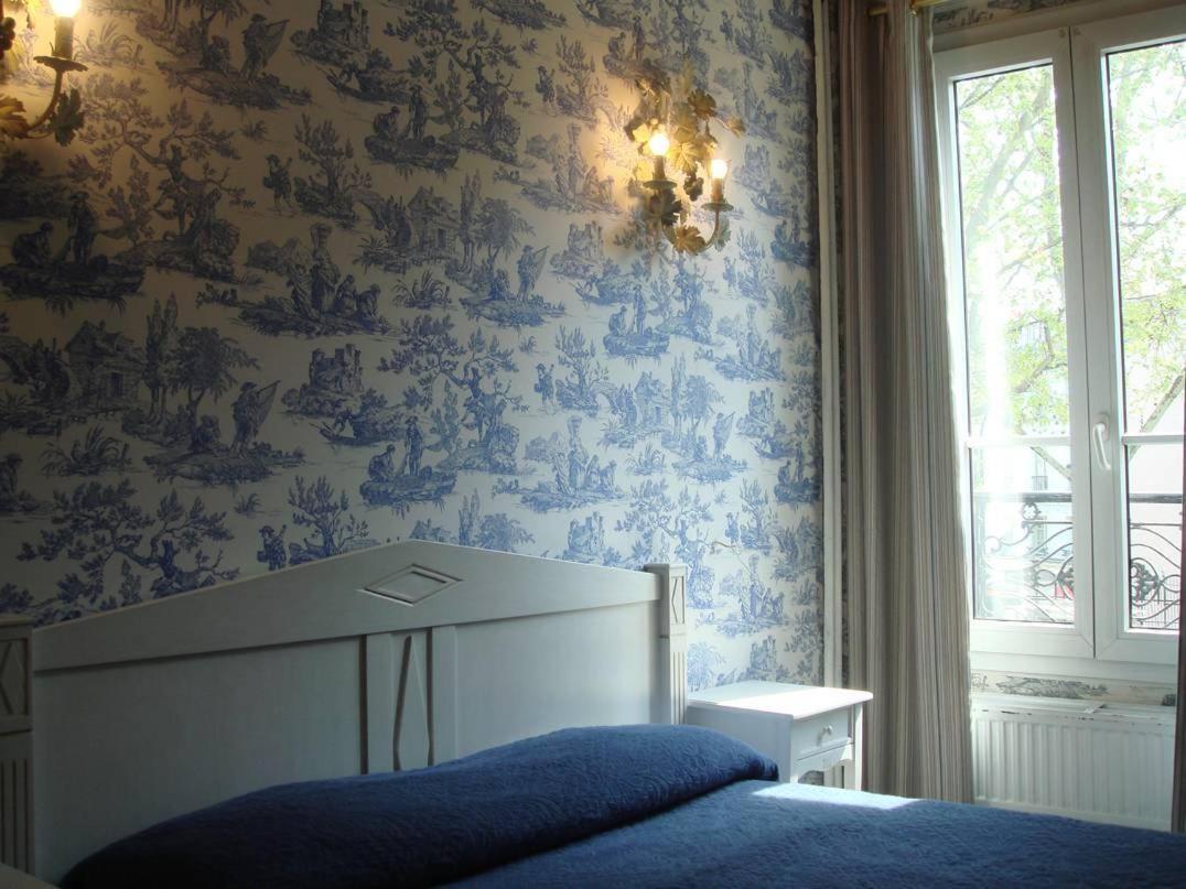 Regyn’s Montmartre