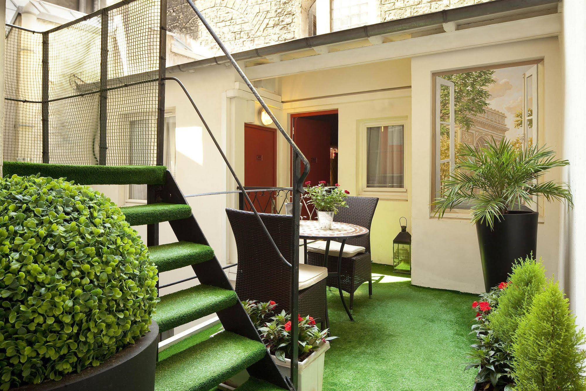 Riviera Elysees