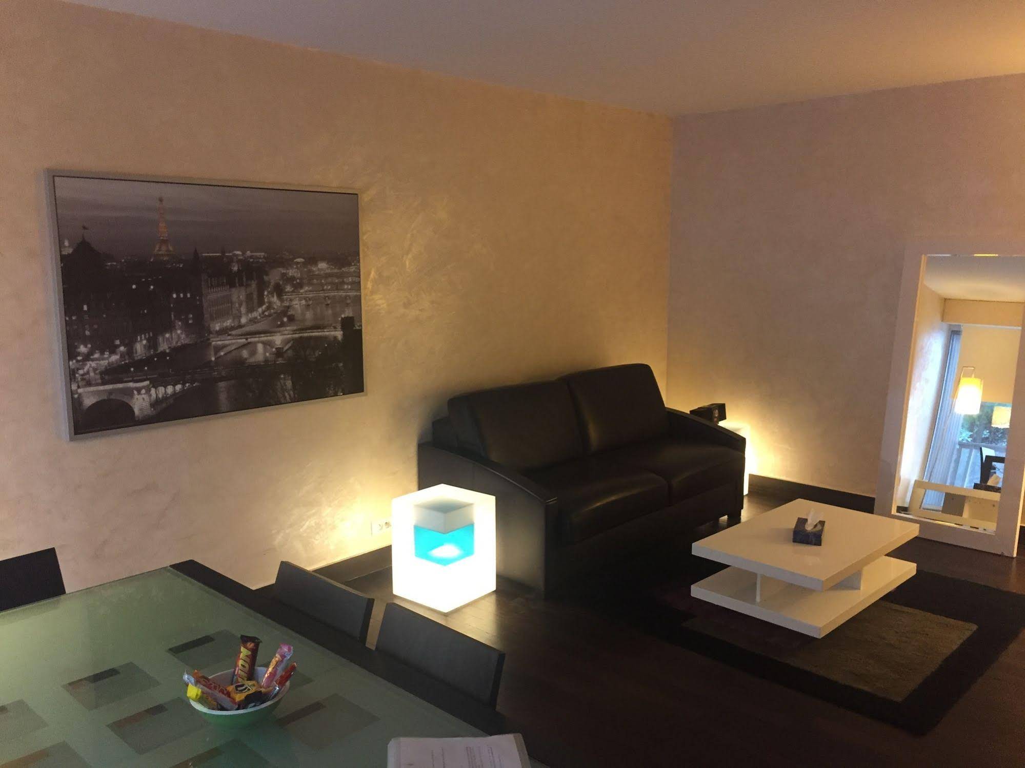 Short Stay Paris Apartments