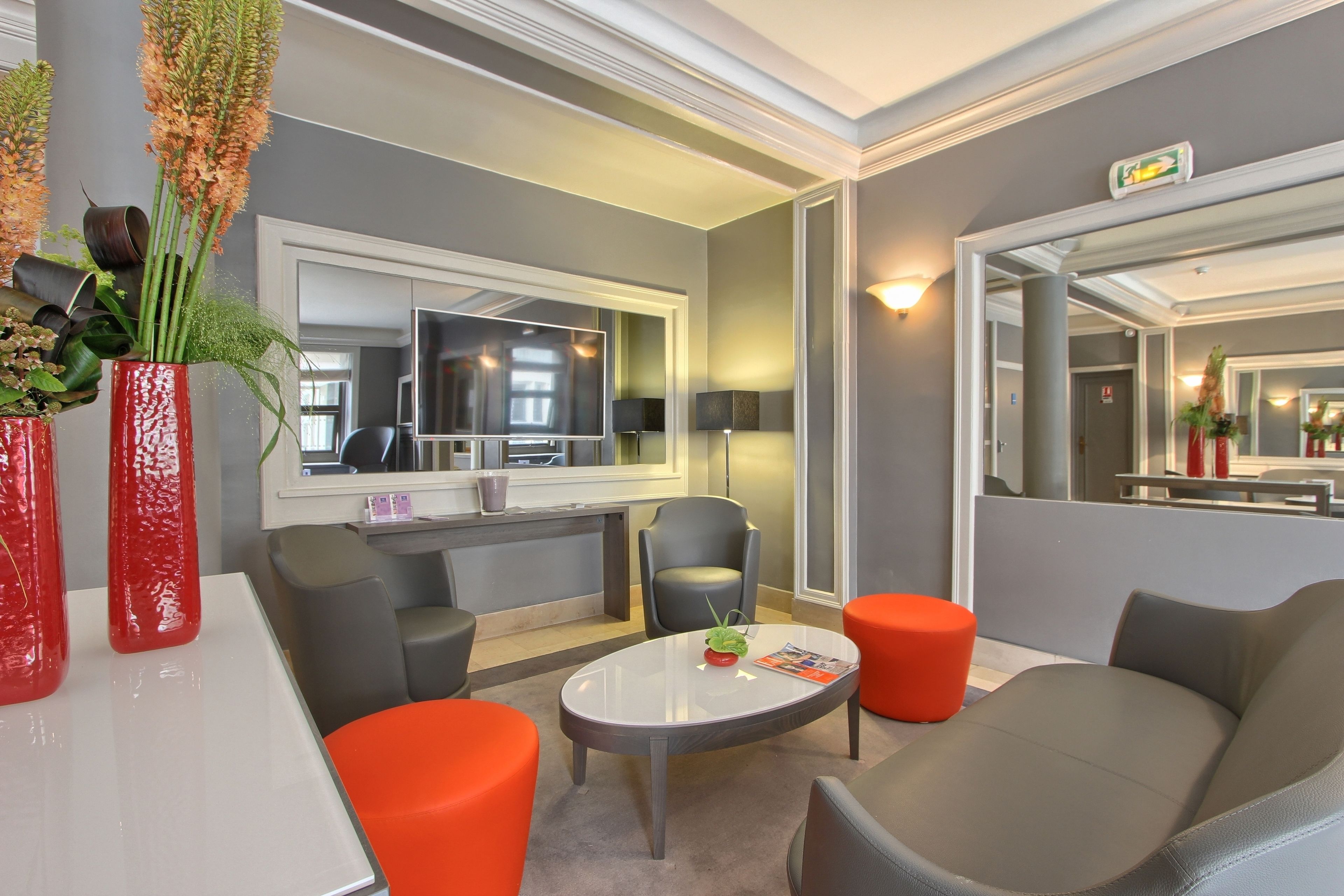 Timhotel Opéra Blanche Fontaine