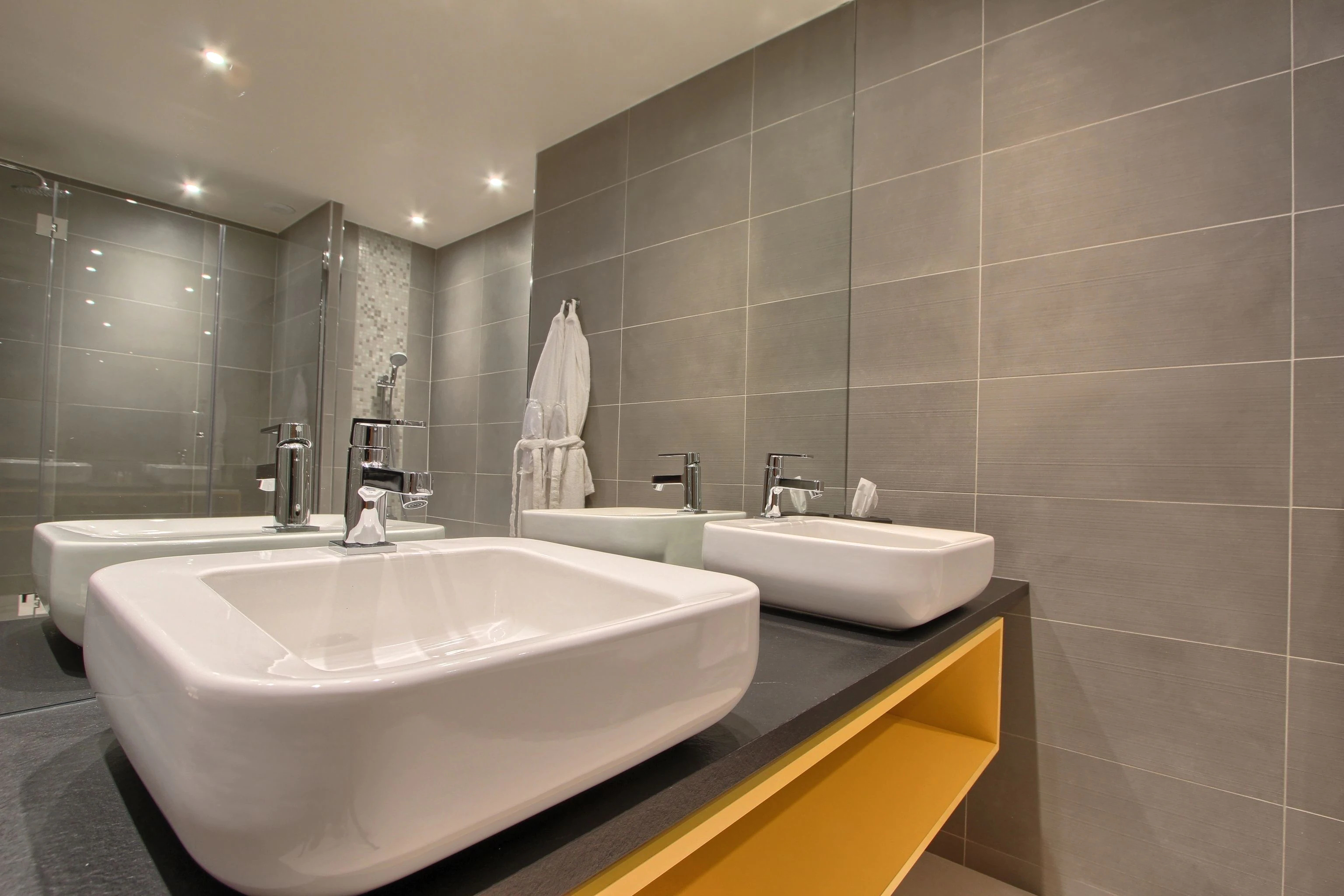 Timhotel Opéra Blanche Fontaine