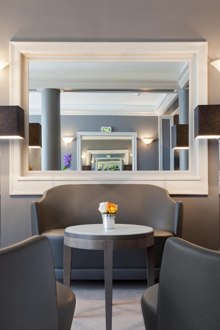 Timhotel Opéra Blanche Fontaine