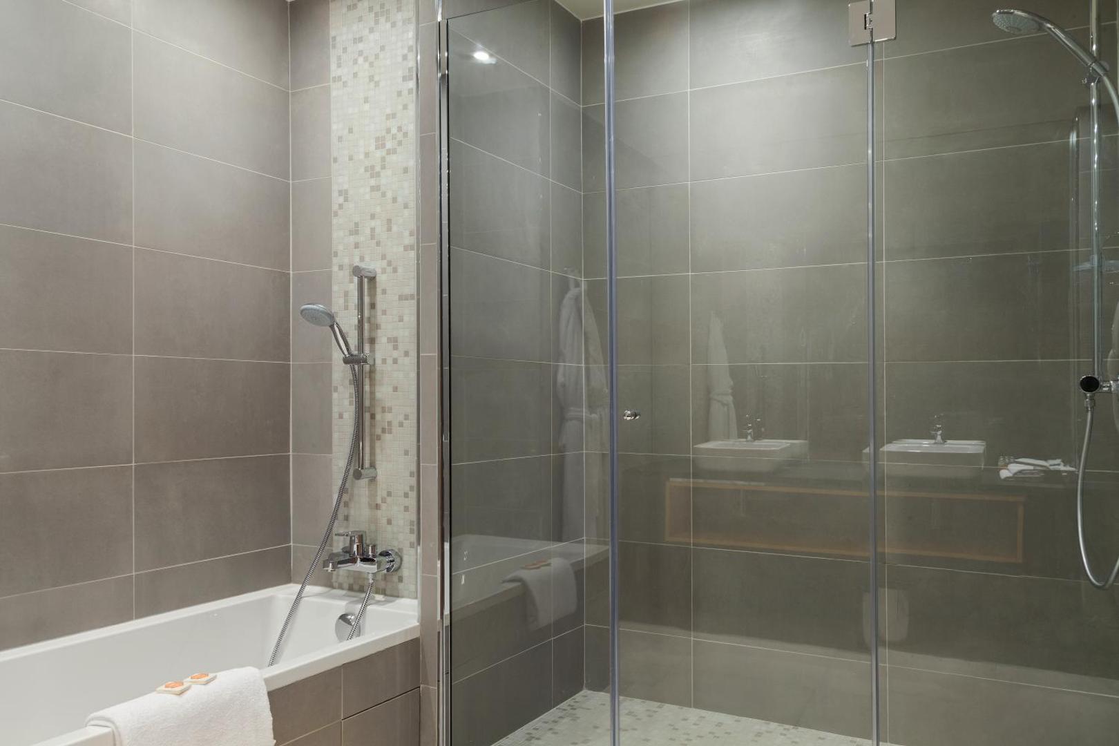 Timhotel Opéra Blanche Fontaine