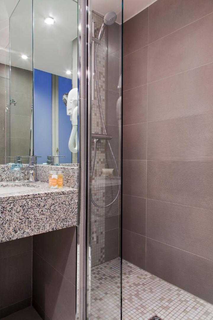 Timhotel Opéra Blanche Fontaine