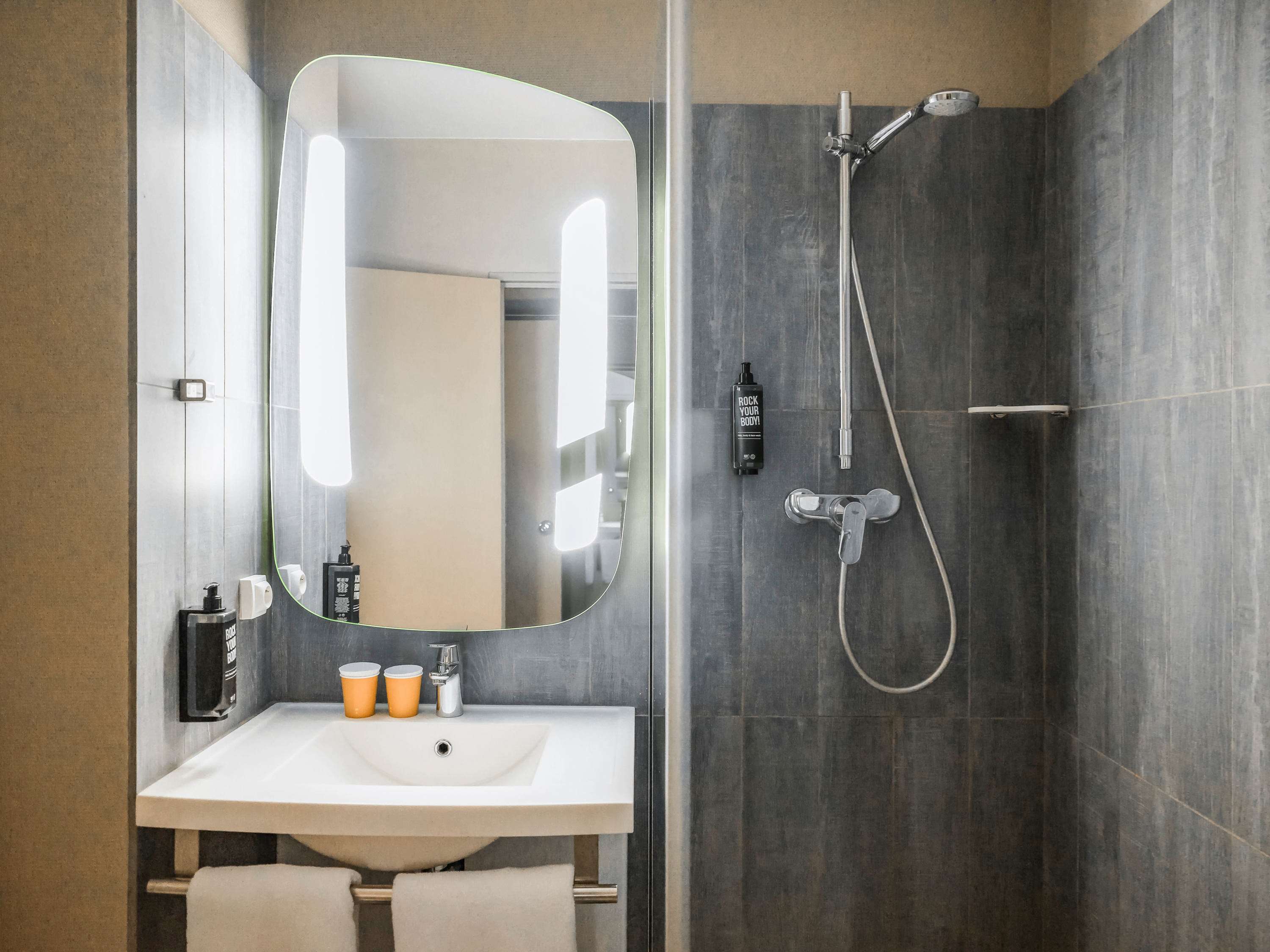 ibis Styles Poissy Paris
