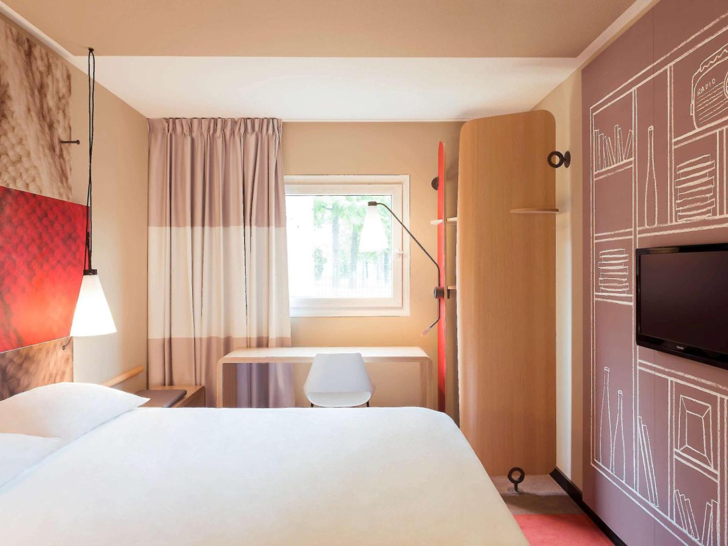 ibis Styles Poissy Paris
