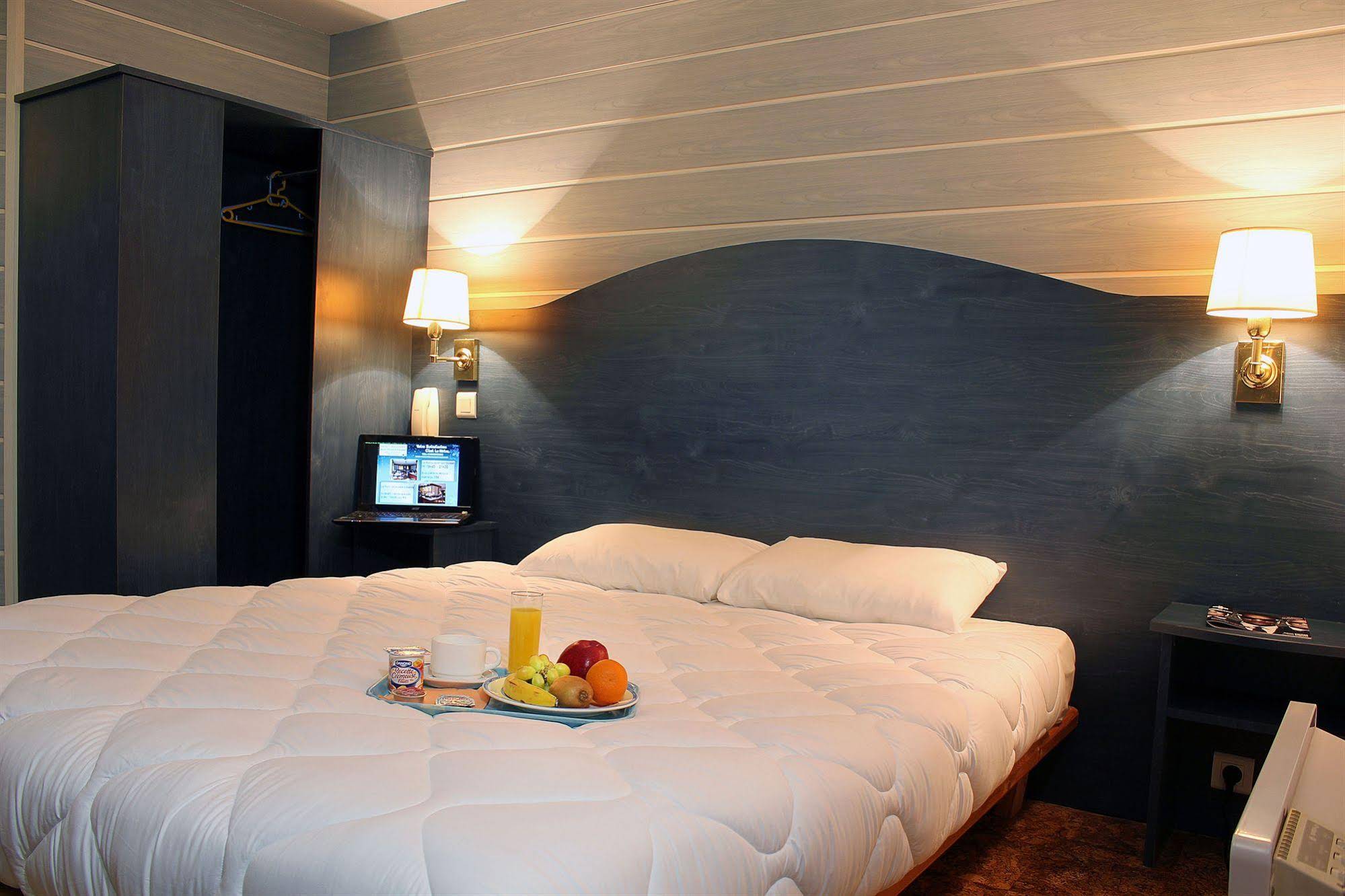 Hotel Bleu France