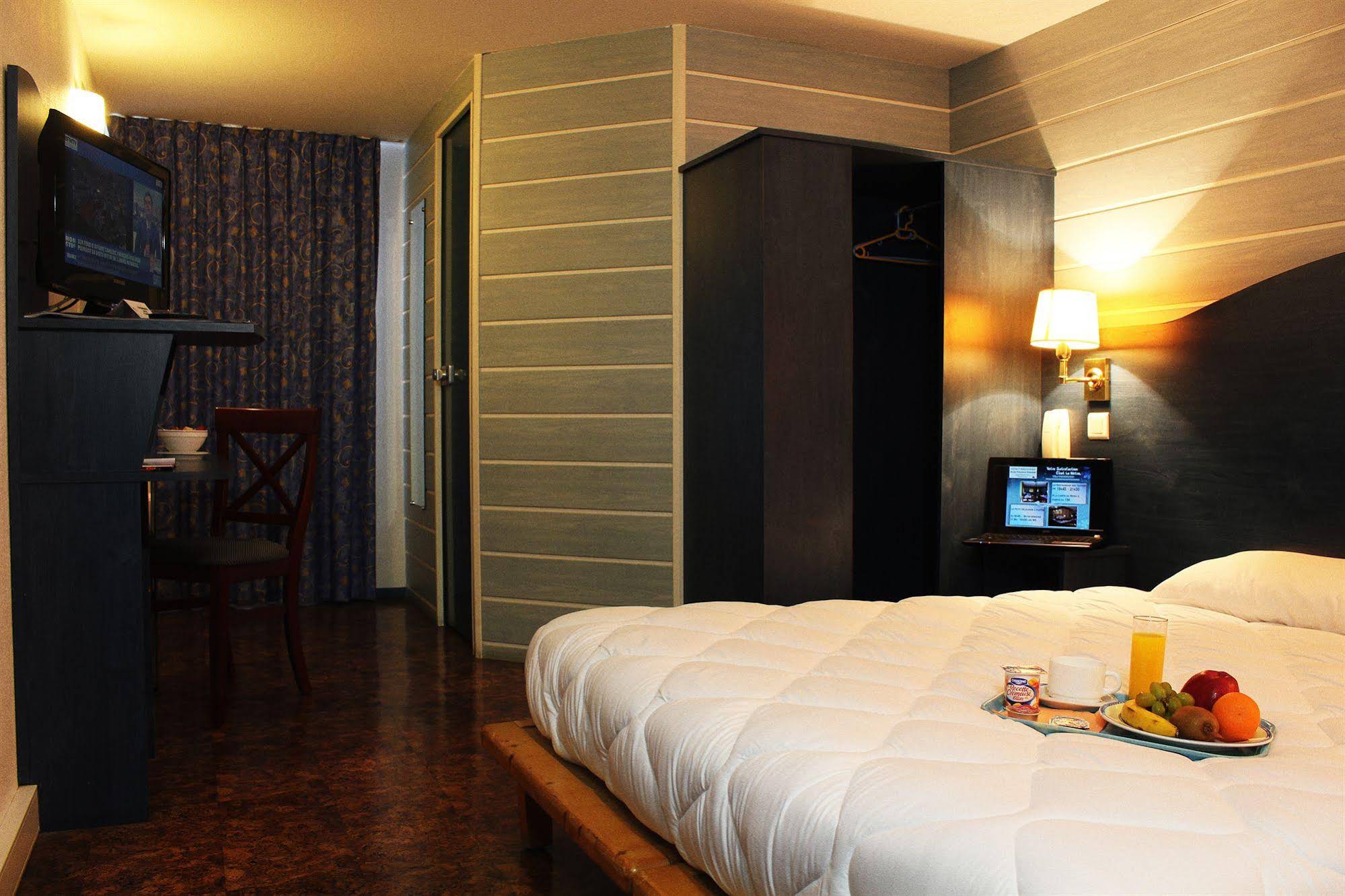 Hotel Bleu France