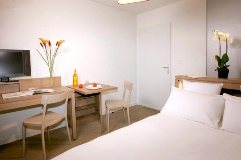 Zenitude Hotel-Residences Versailles Saint Cyr L Ecole