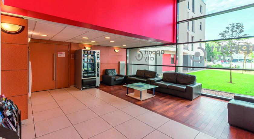 Zenitude Hotel-Residences Versailles Saint Cyr L Ecole