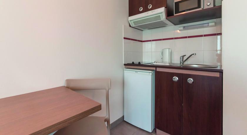 Zenitude Hotel-Residences Versailles Saint Cyr L Ecole