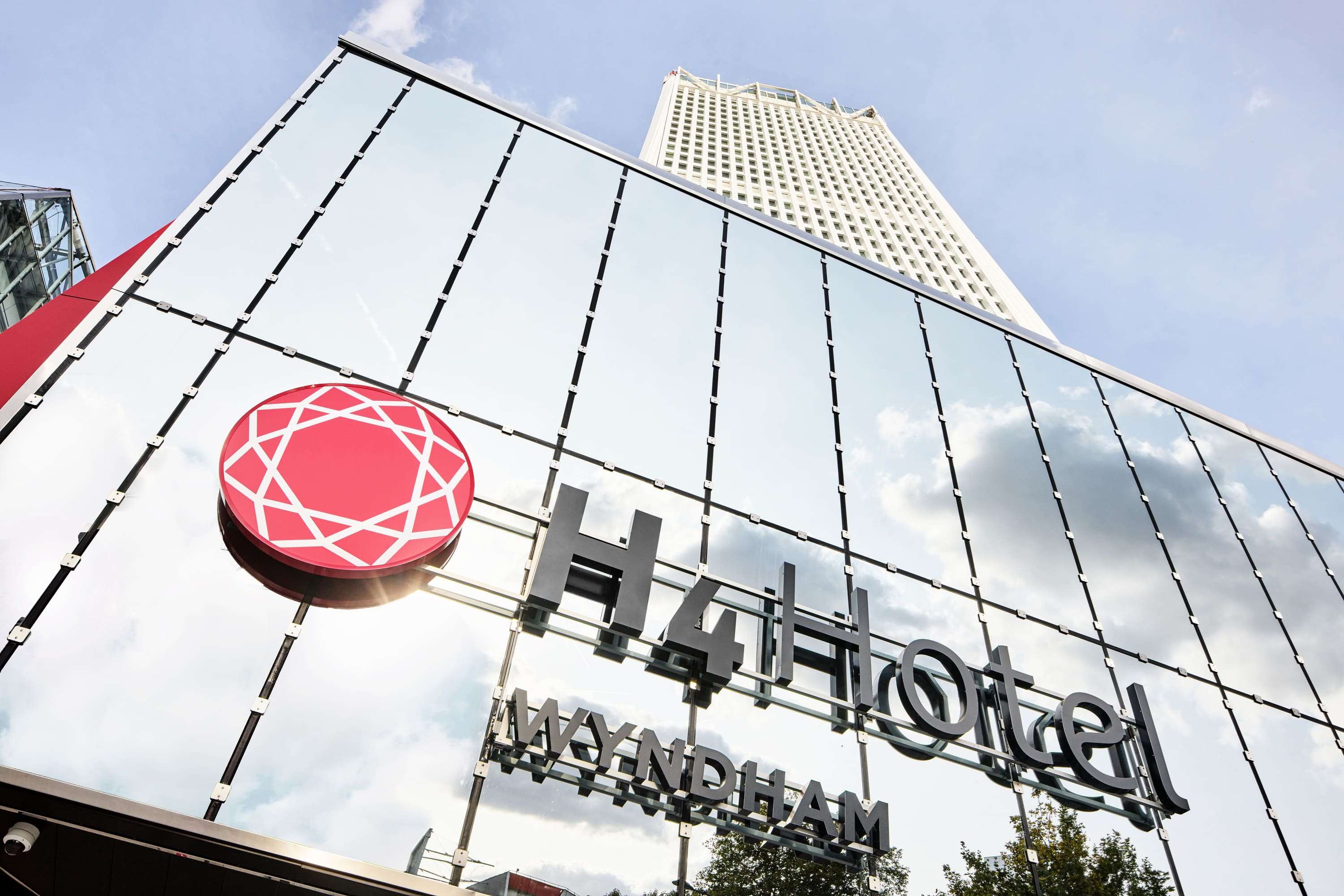 H4 Hotel Wyndham Paris Pleyel Resort