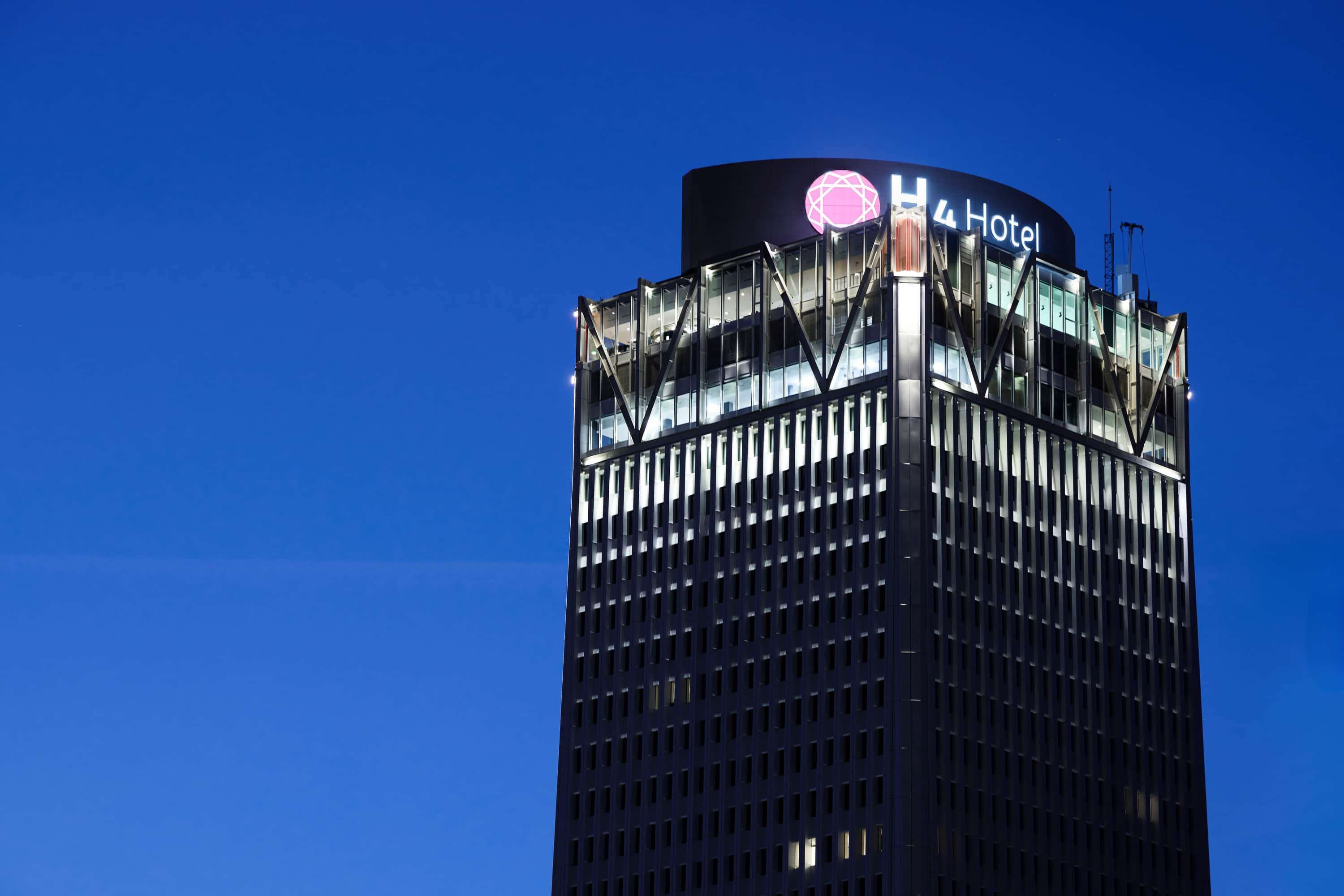 H4 Hotel Wyndham Paris Pleyel Resort
