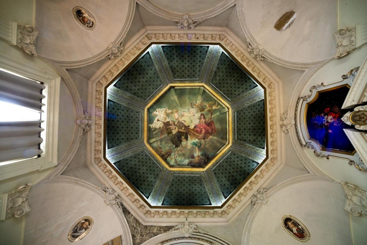 Pavillon Henri IV