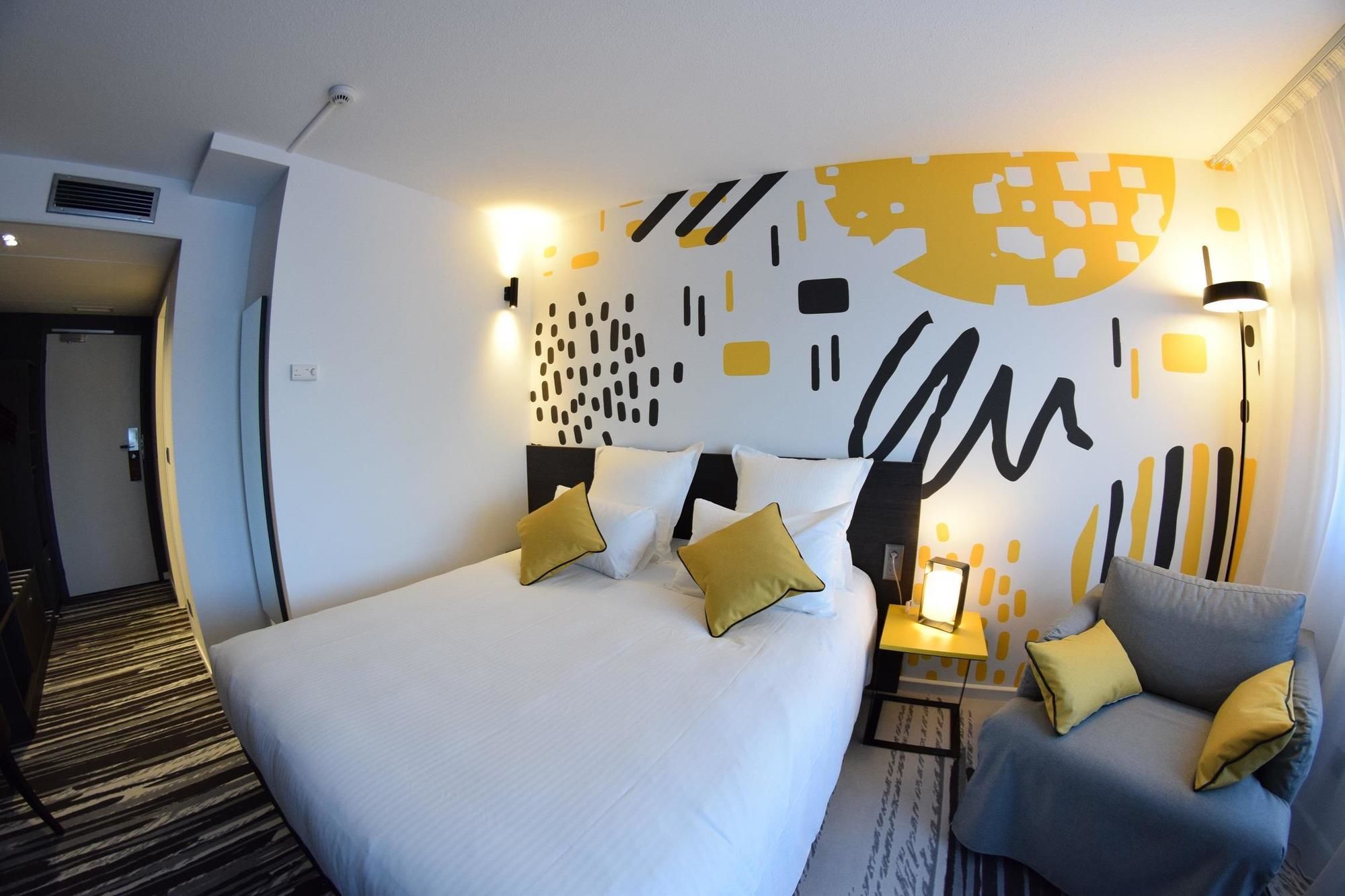 Golden Tulip Roissy Saint Witz