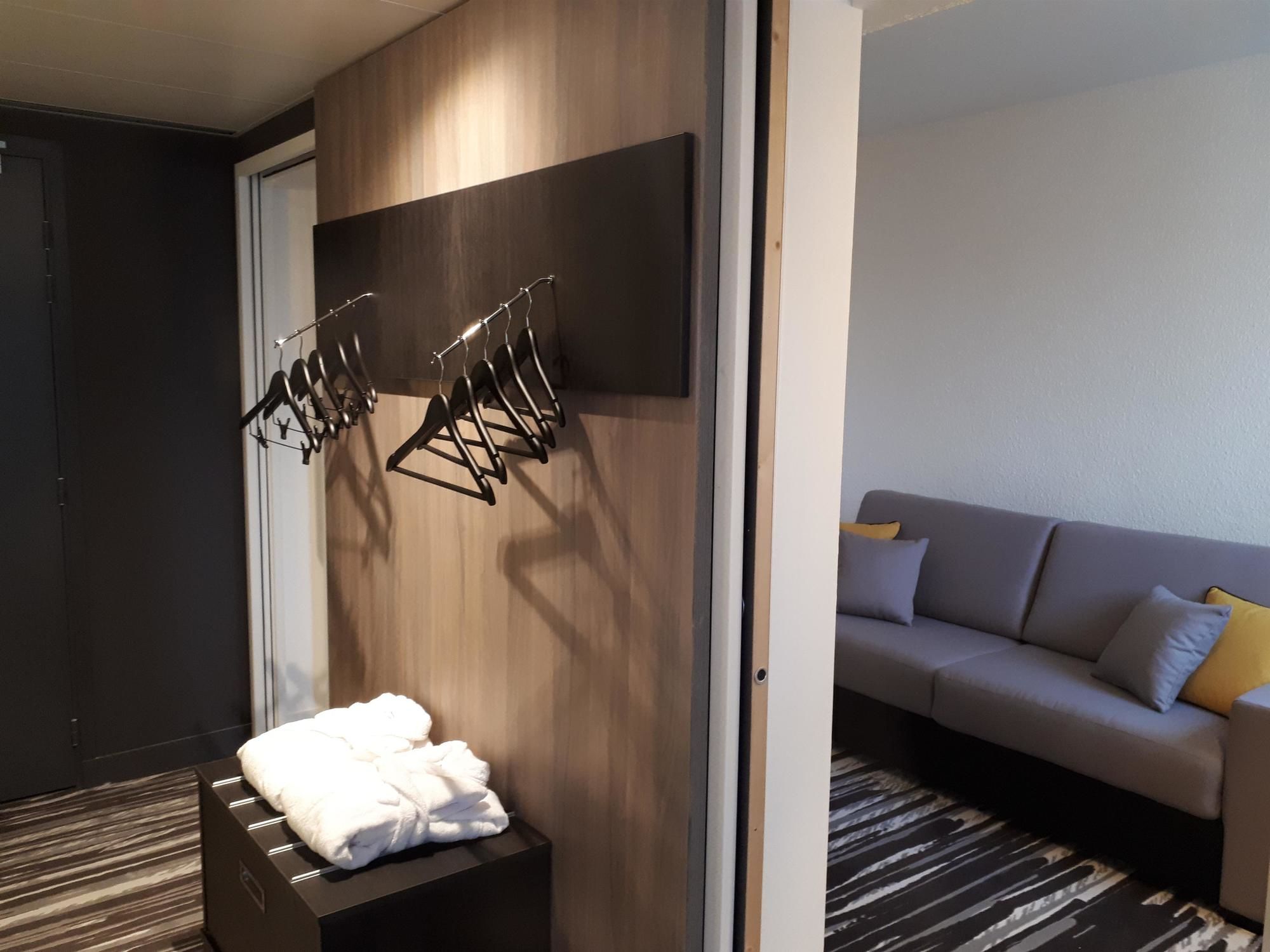 Golden Tulip Roissy Saint Witz