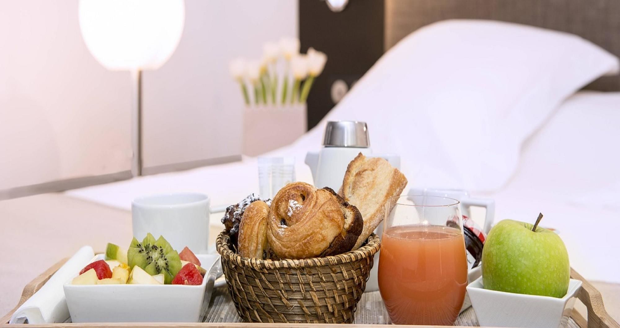 Golden Tulip Roissy Saint Witz