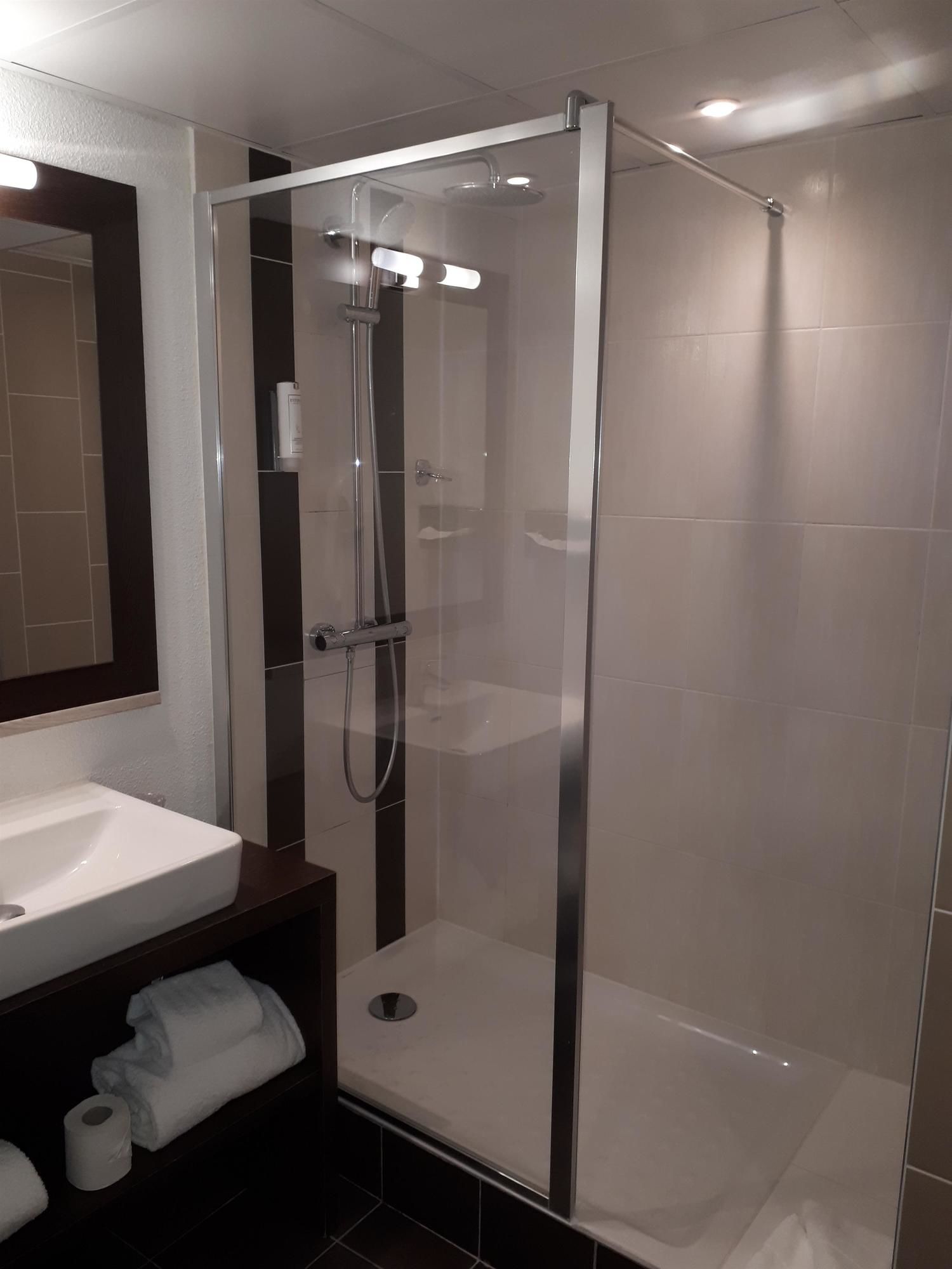 Golden Tulip Roissy Saint Witz