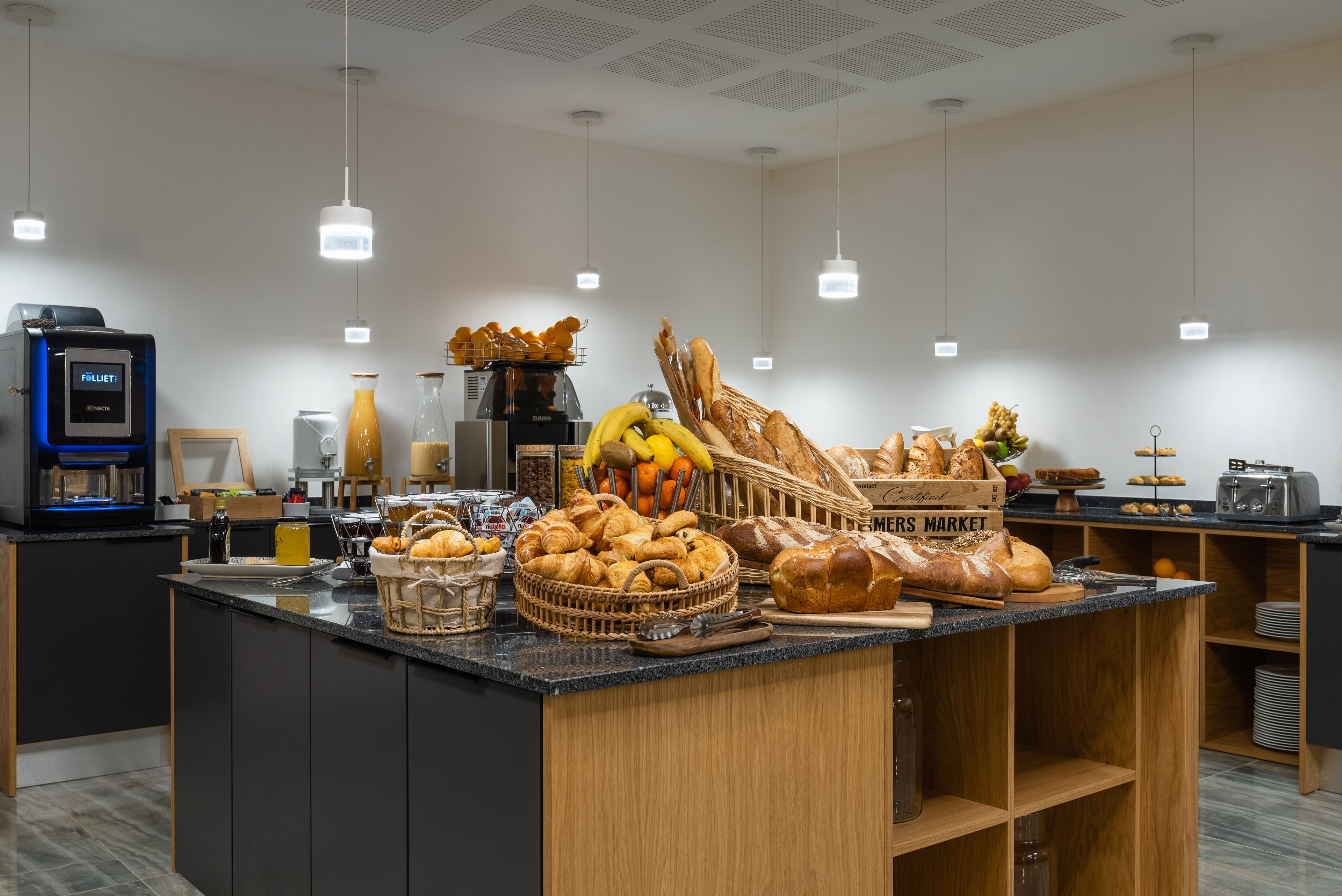 Brit Hotel Paris Orly