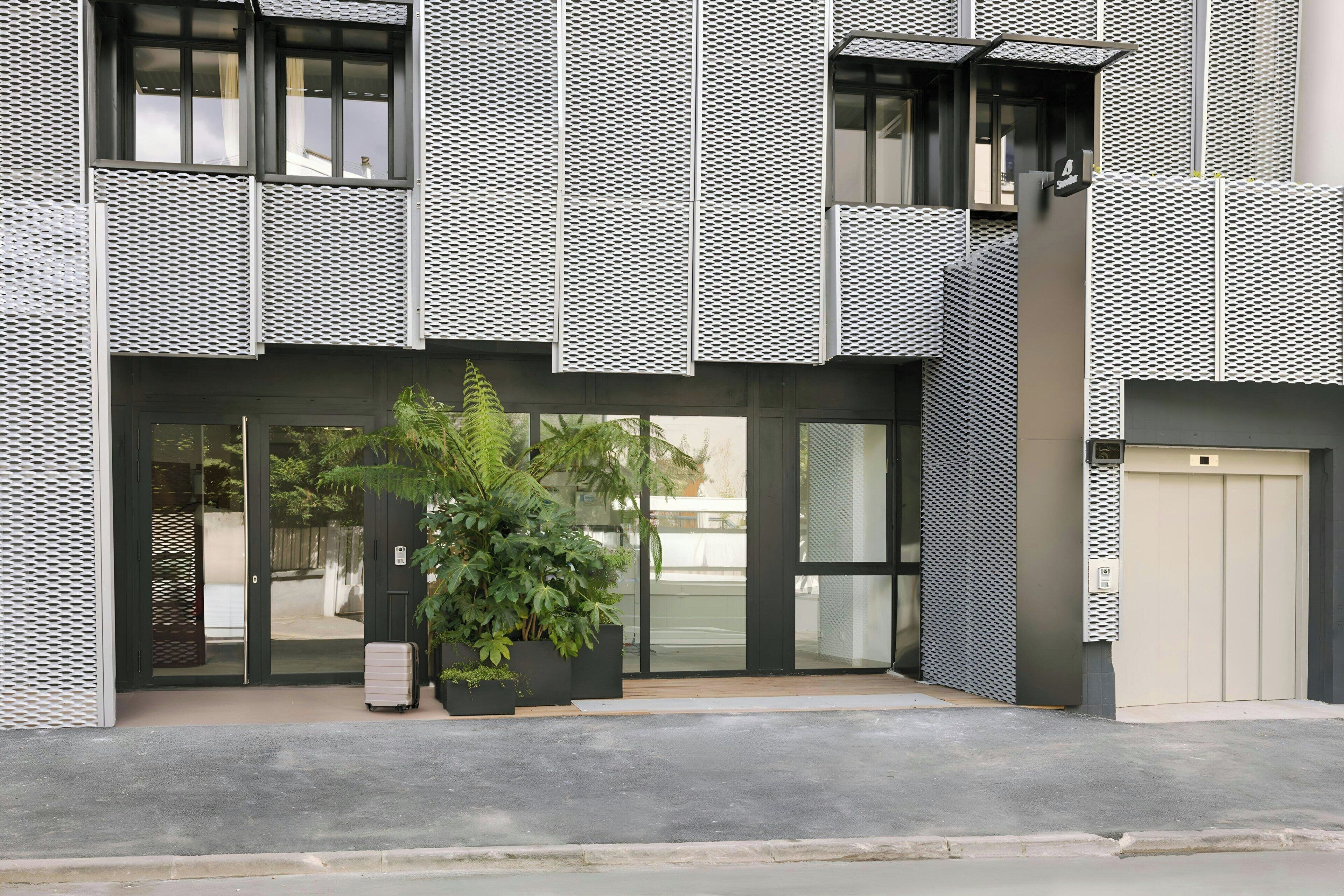 Yvette Hotel Porte de Versailles Sonder by Marriott Bonvoy