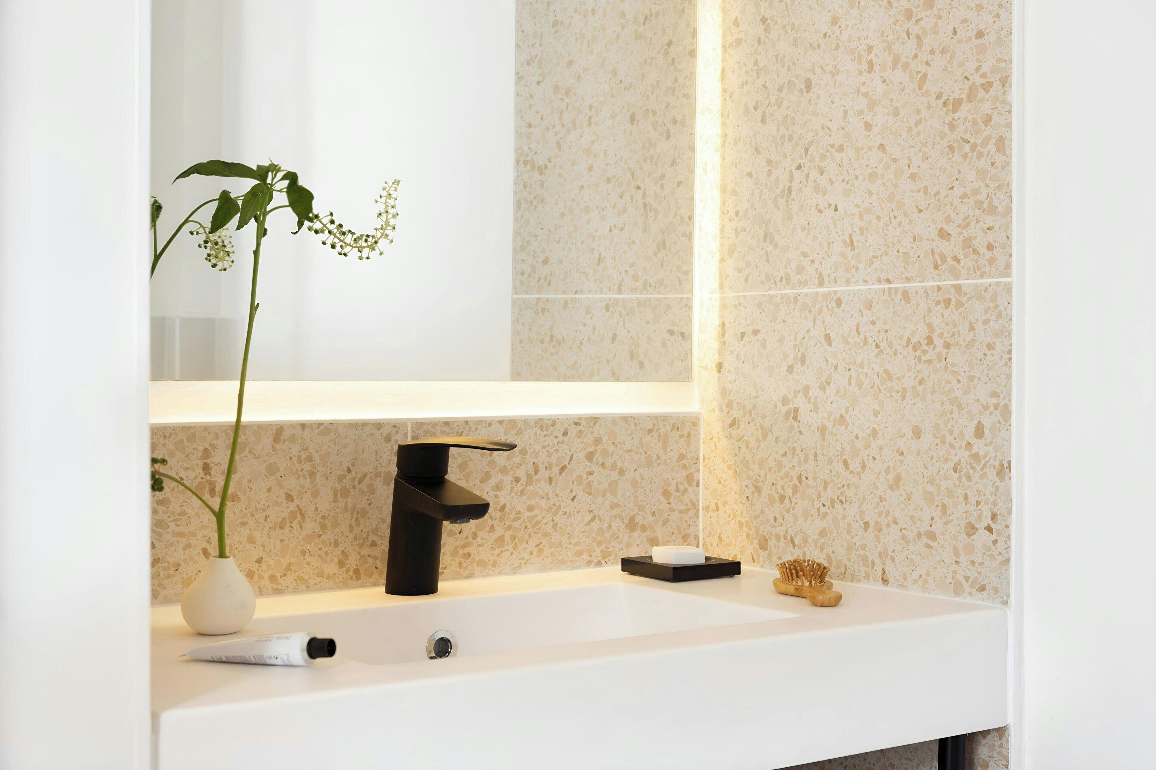 Yvette Hotel Porte de Versailles Sonder by Marriott Bonvoy
