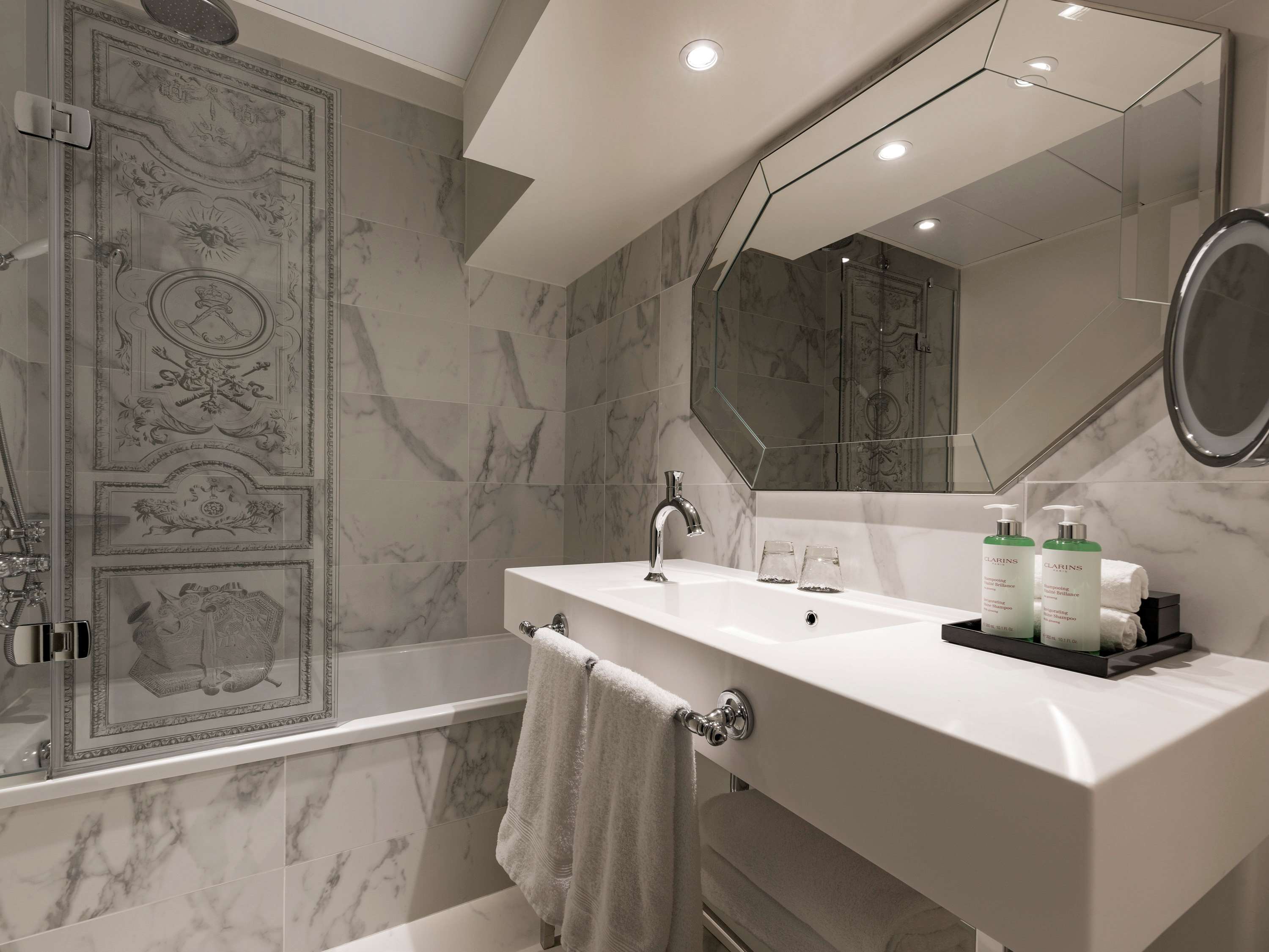 Le Louis Versailles Château Hotel - MGallery
