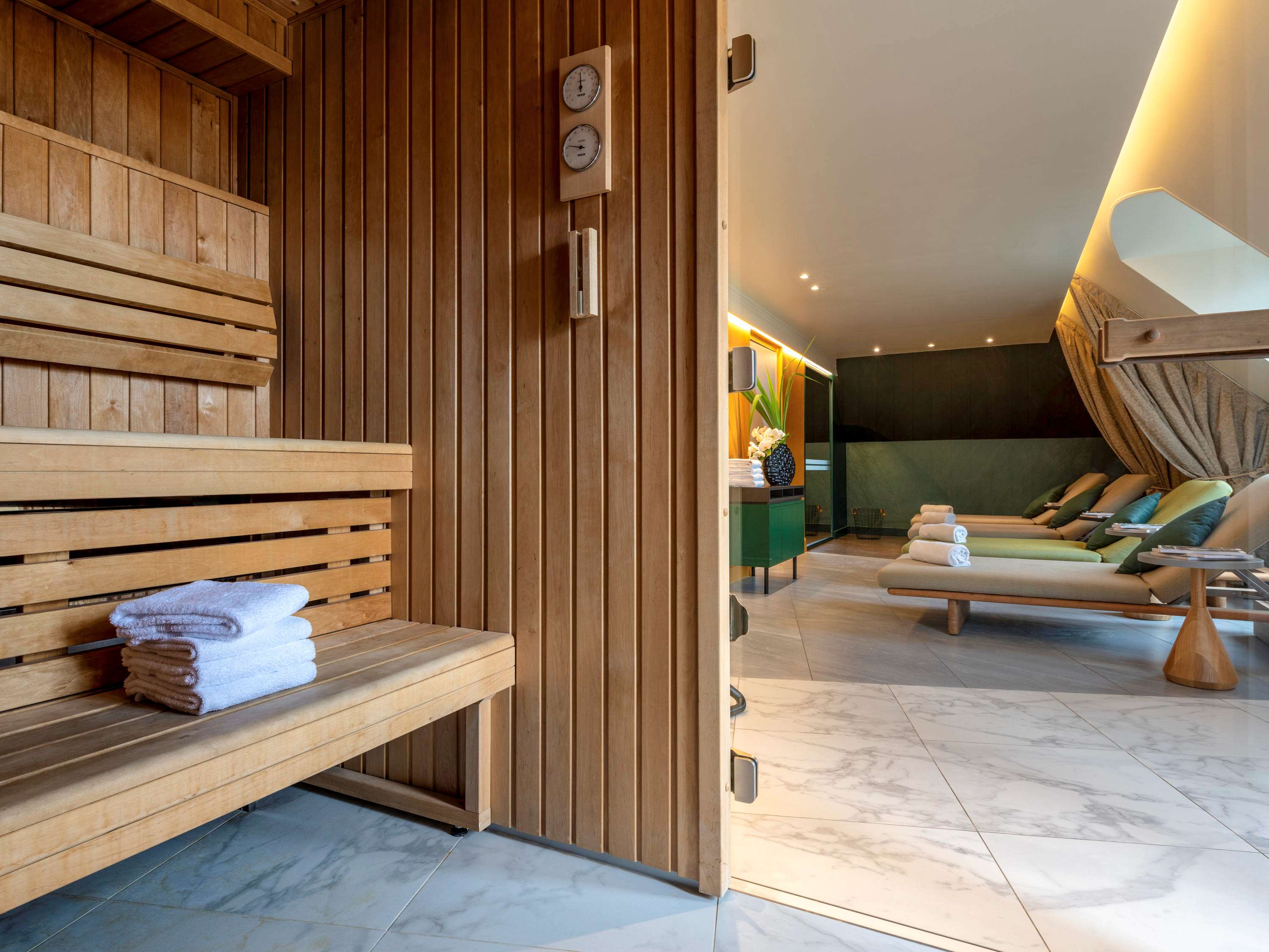 Le Louis Versailles Château Hotel - MGallery