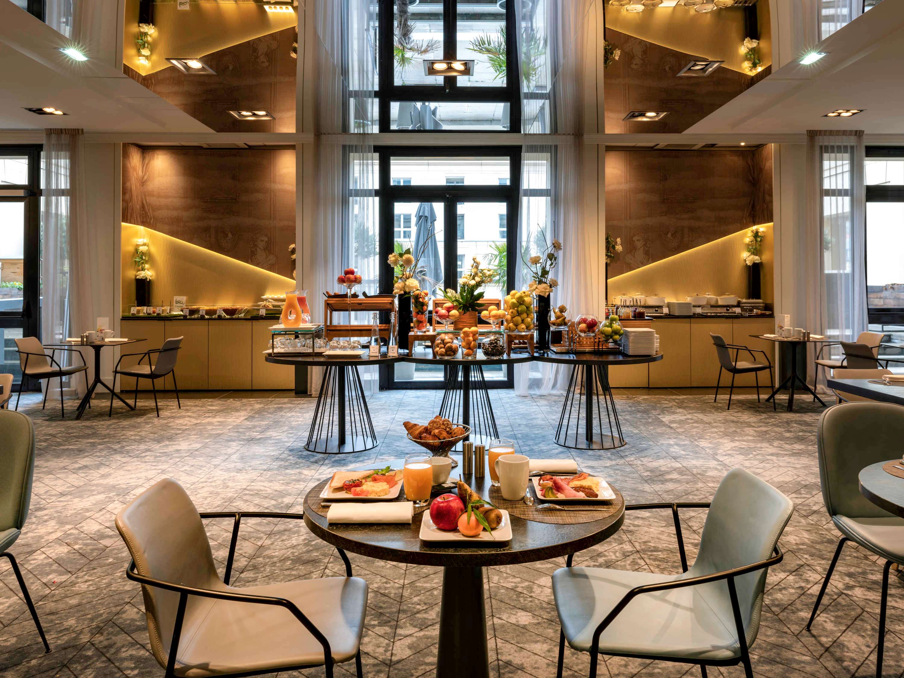 Le Louis Versailles Château Hotel - MGallery