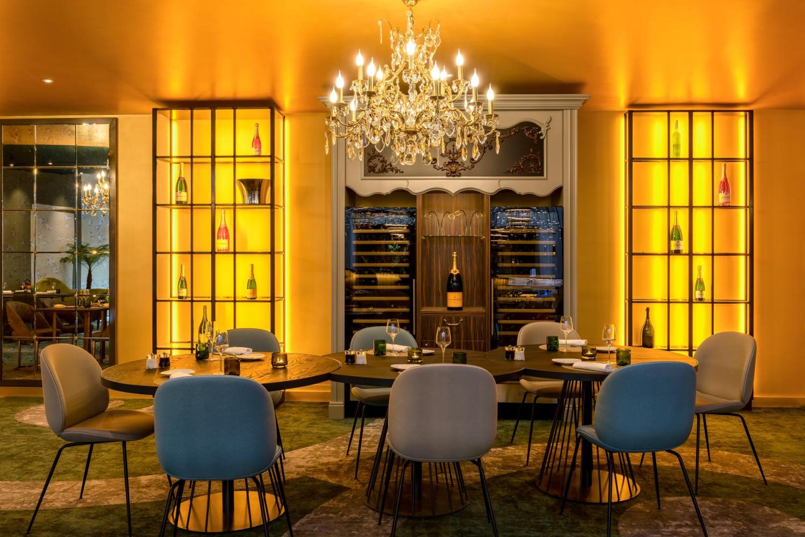 Le Louis Versailles Château Hotel - MGallery