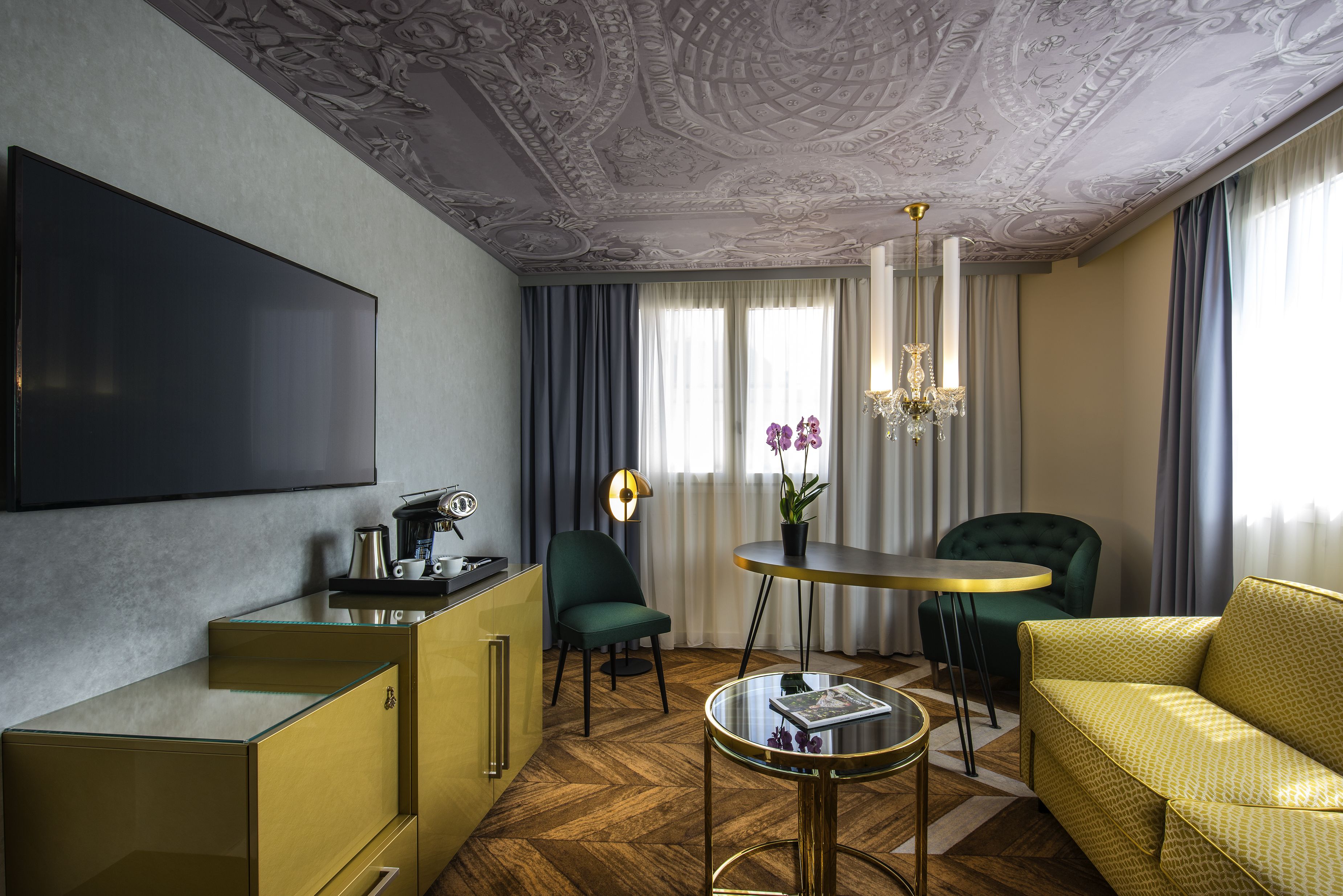 Le Louis Versailles Château Hotel - MGallery