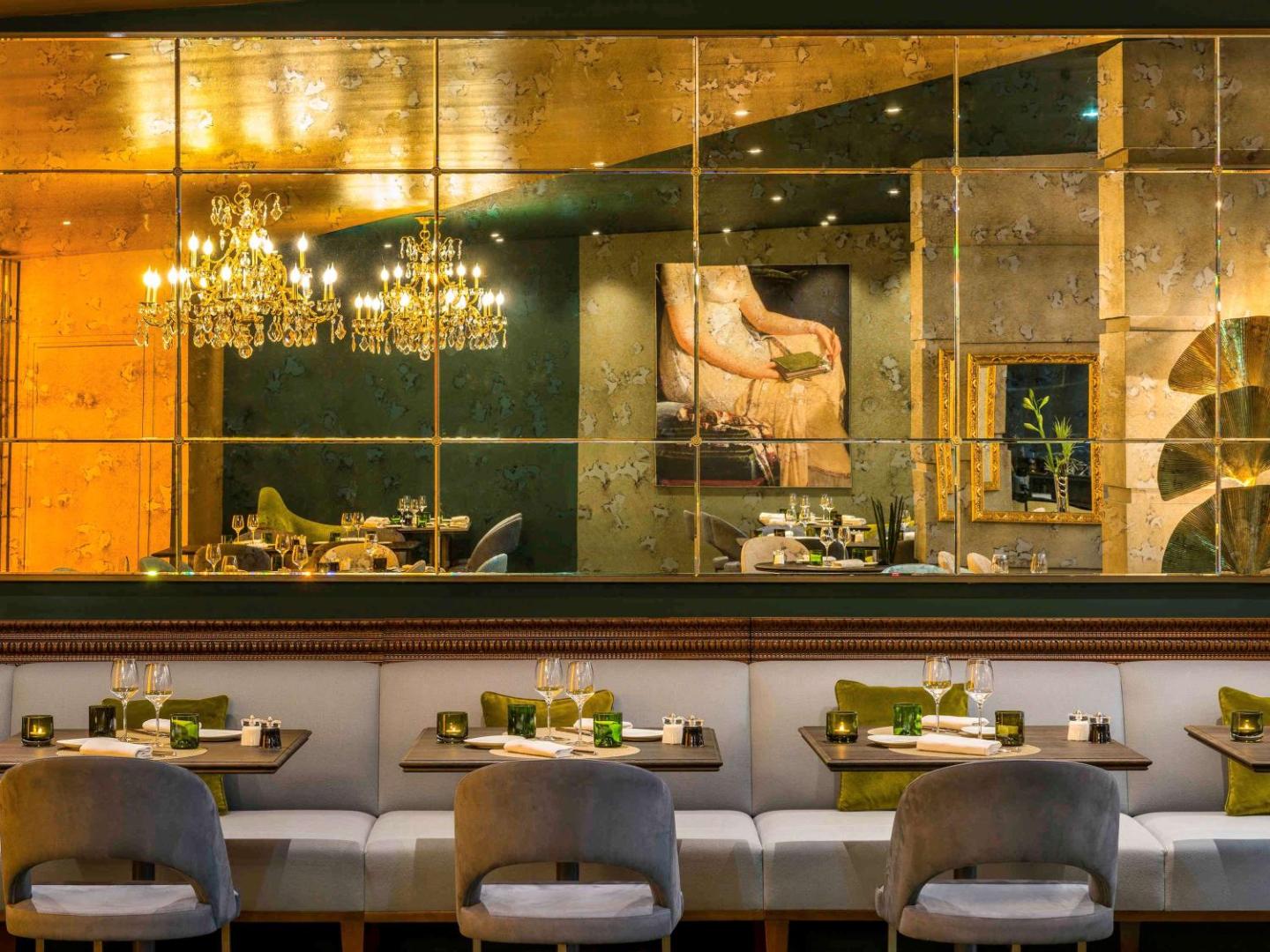 Le Louis Versailles Château Hotel - MGallery