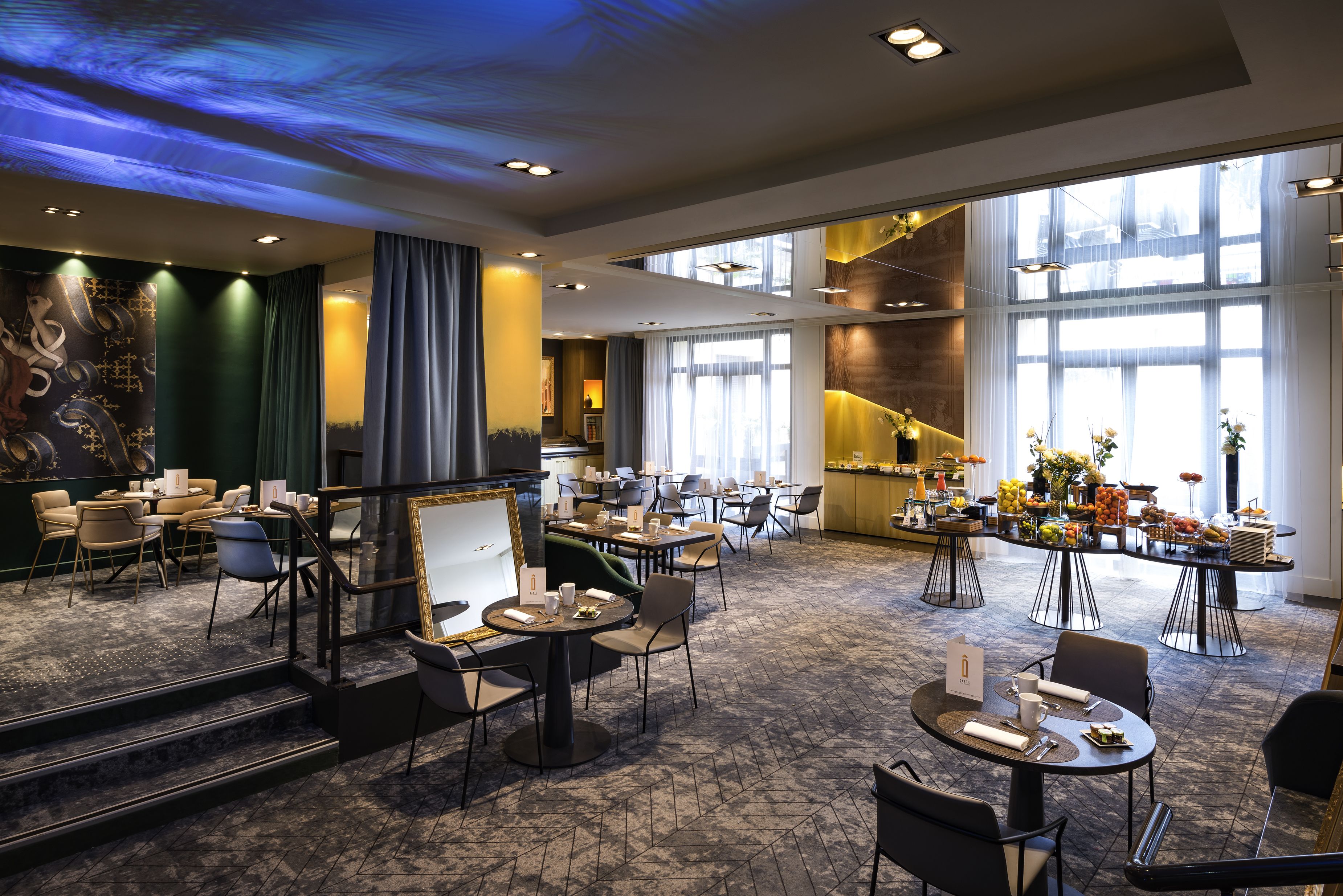 Le Louis Versailles Château Hotel - MGallery