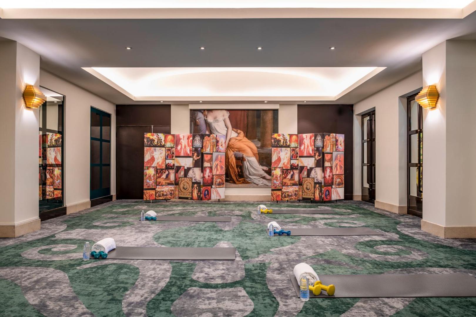 Le Louis Versailles Château Hotel - MGallery