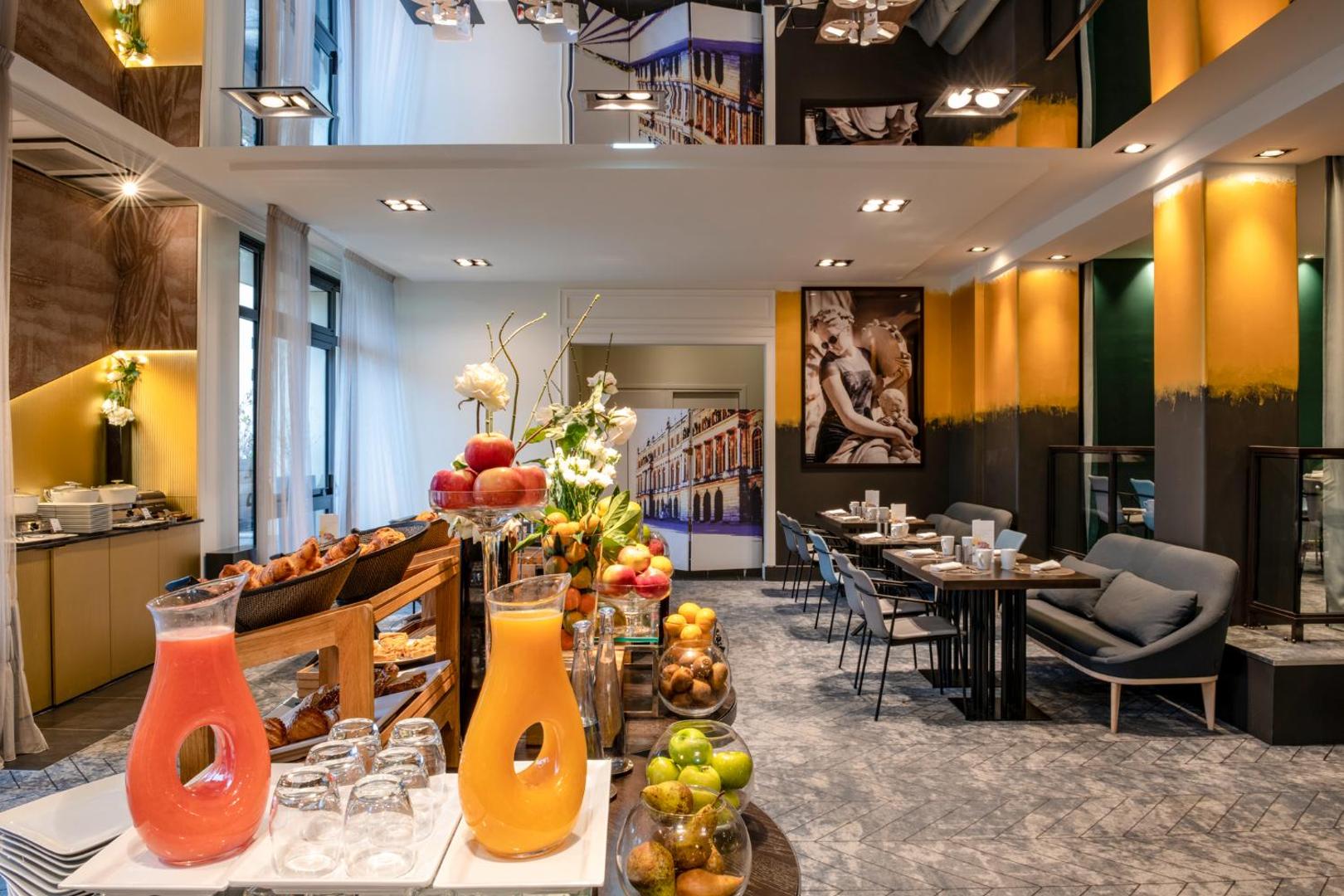 Le Louis Versailles Château Hotel - MGallery
