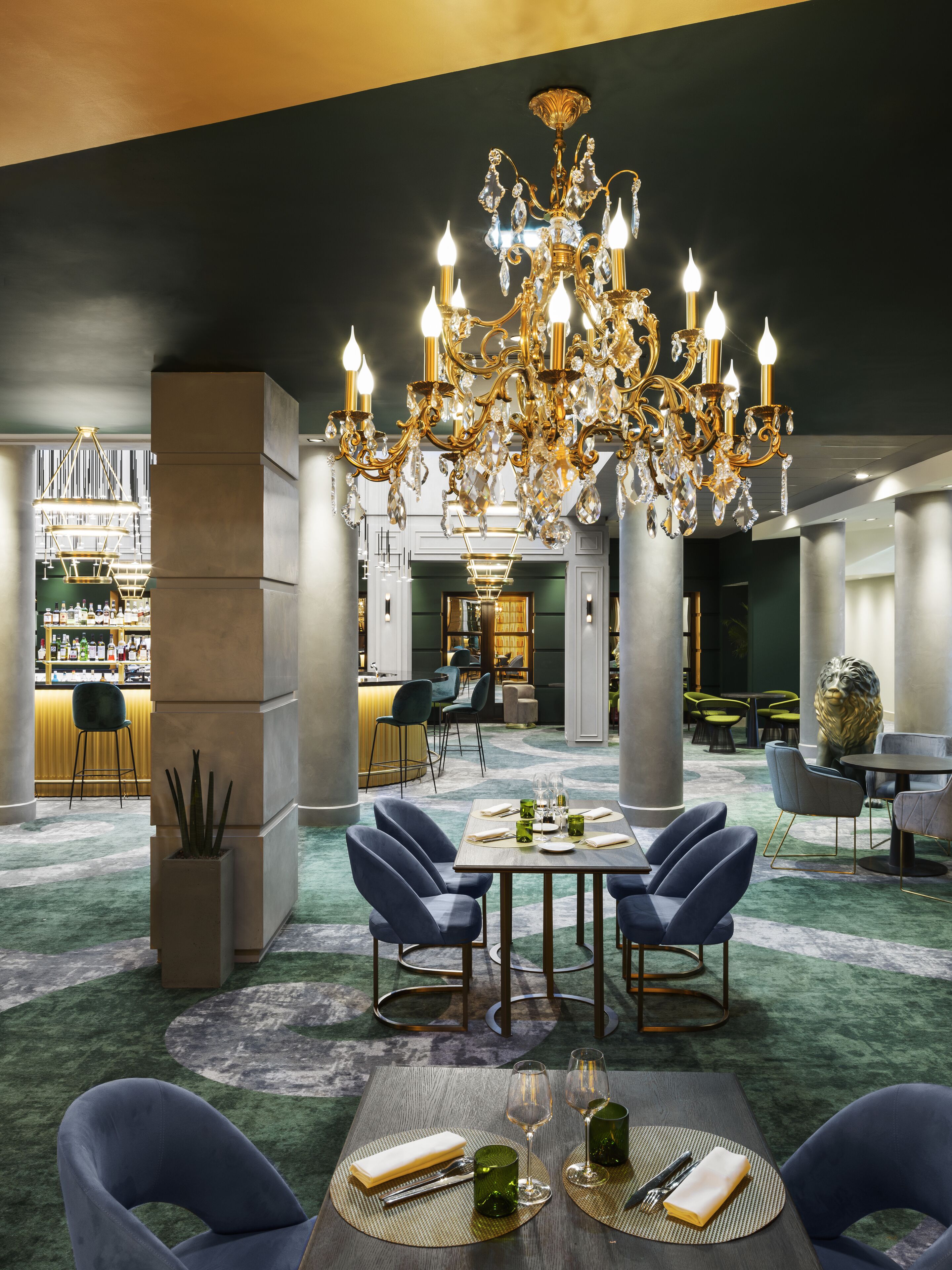 Le Louis Versailles Château Hotel - MGallery