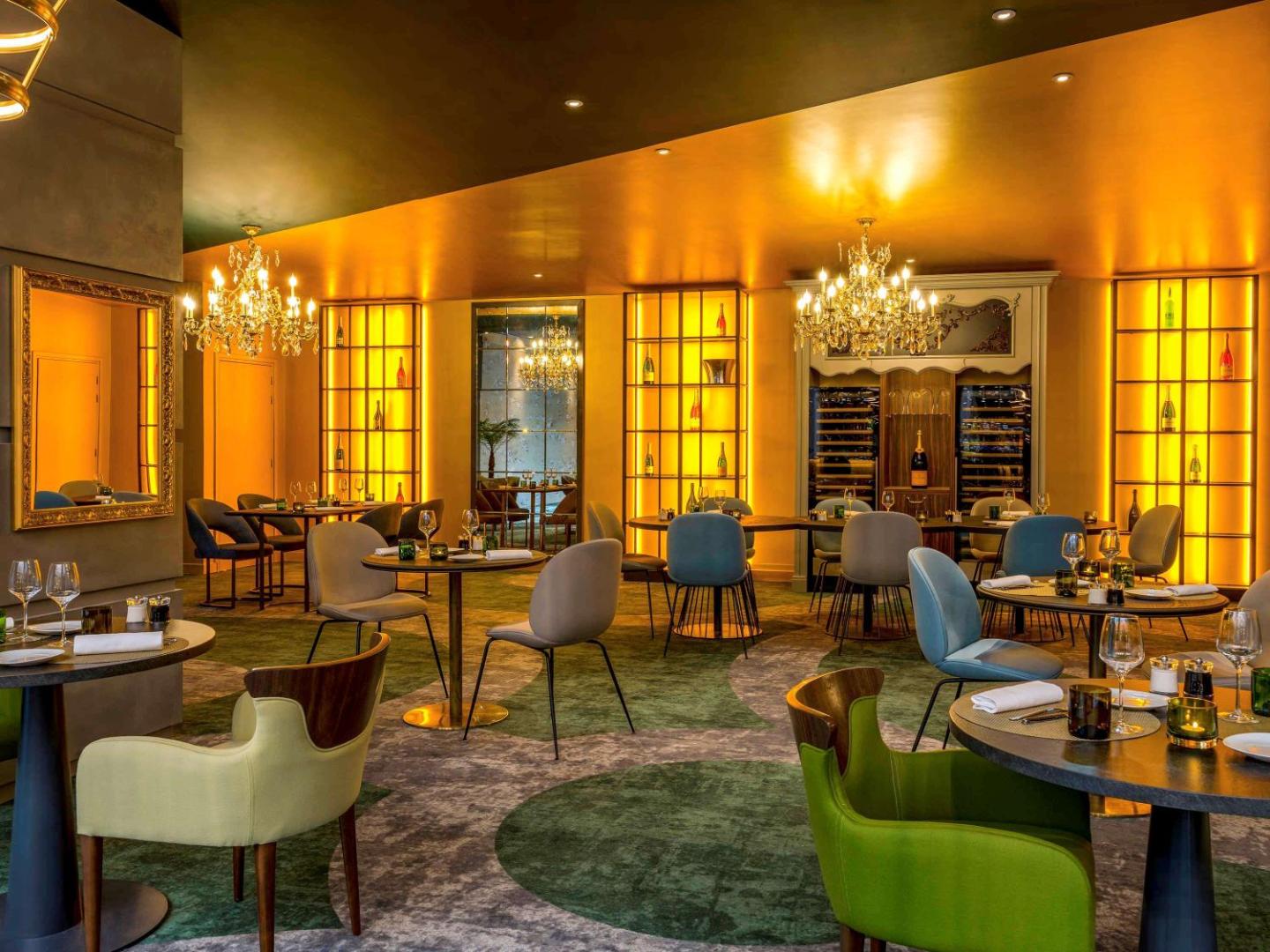 Le Louis Versailles Château Hotel - MGallery