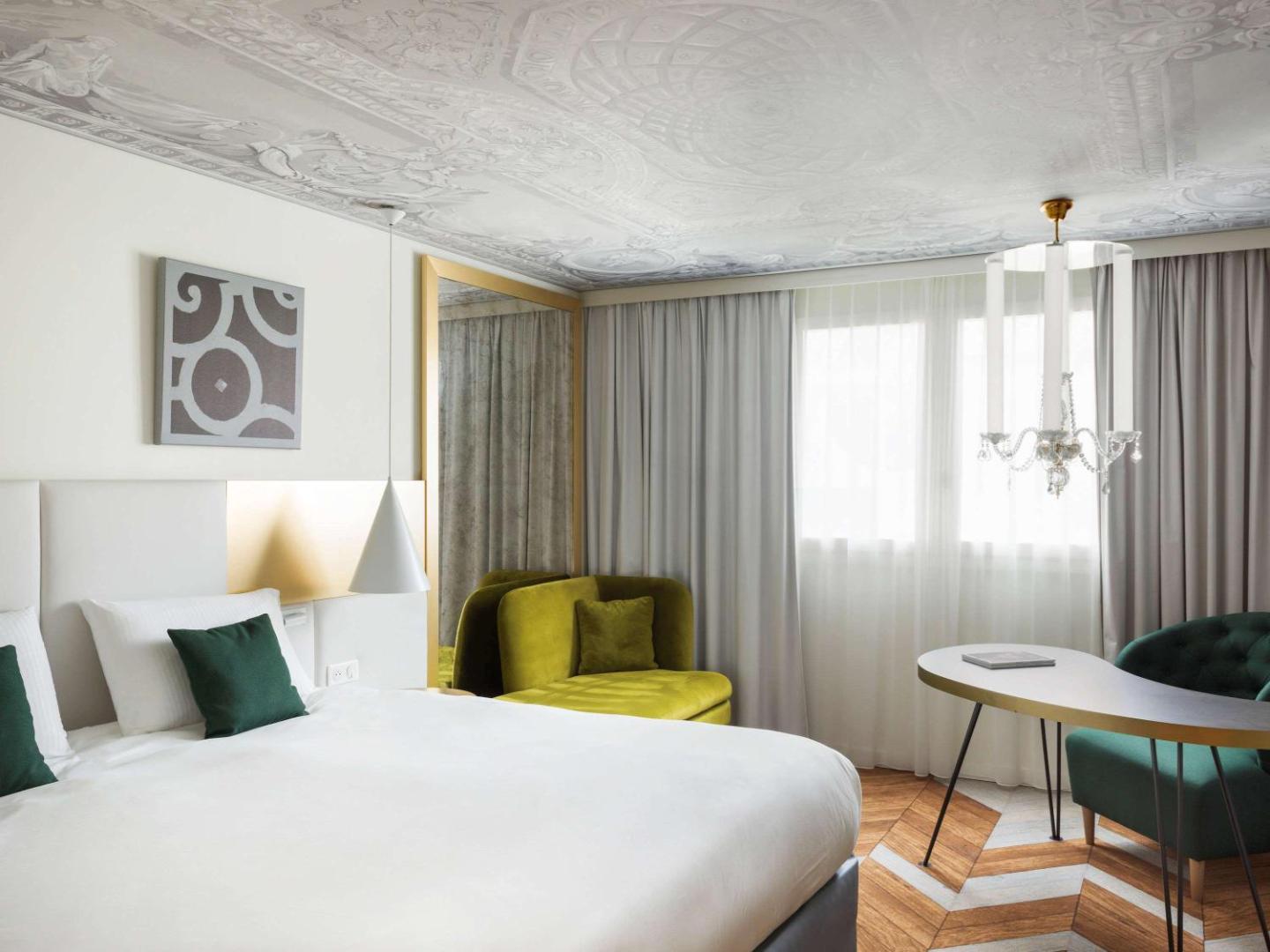 Le Louis Versailles Château Hotel - MGallery