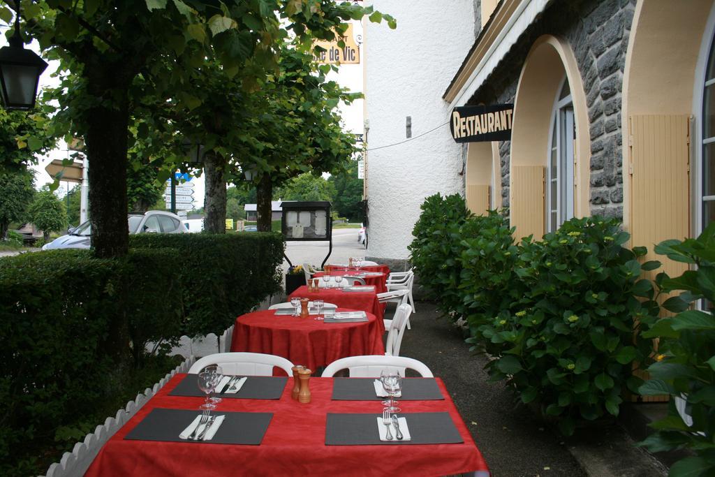 Hotel Roche De Vic