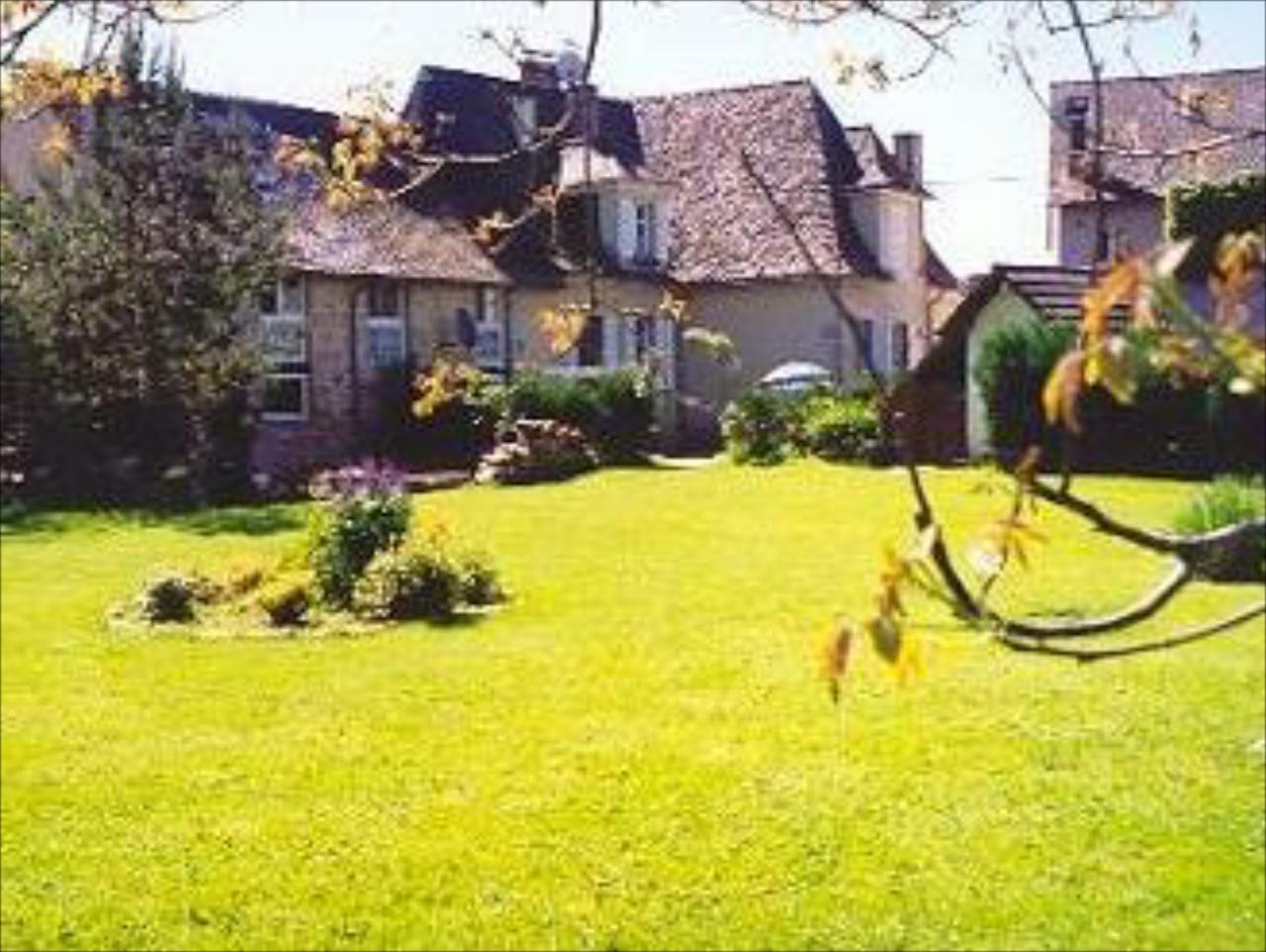 Logis Auberge de Saint Julien aux Bois