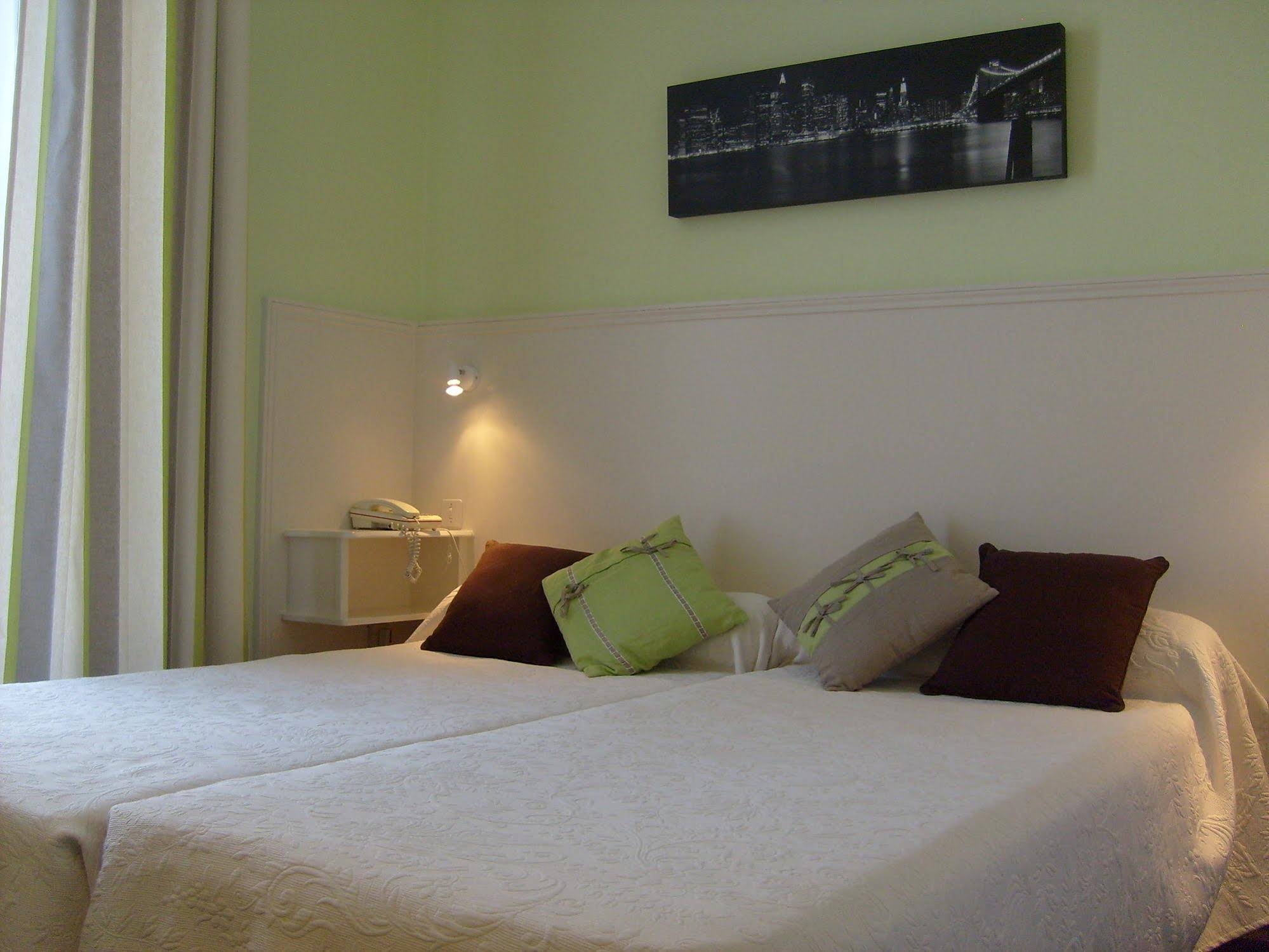 Brit Hotel Limoges Centre Gare - Hôtel & Spa