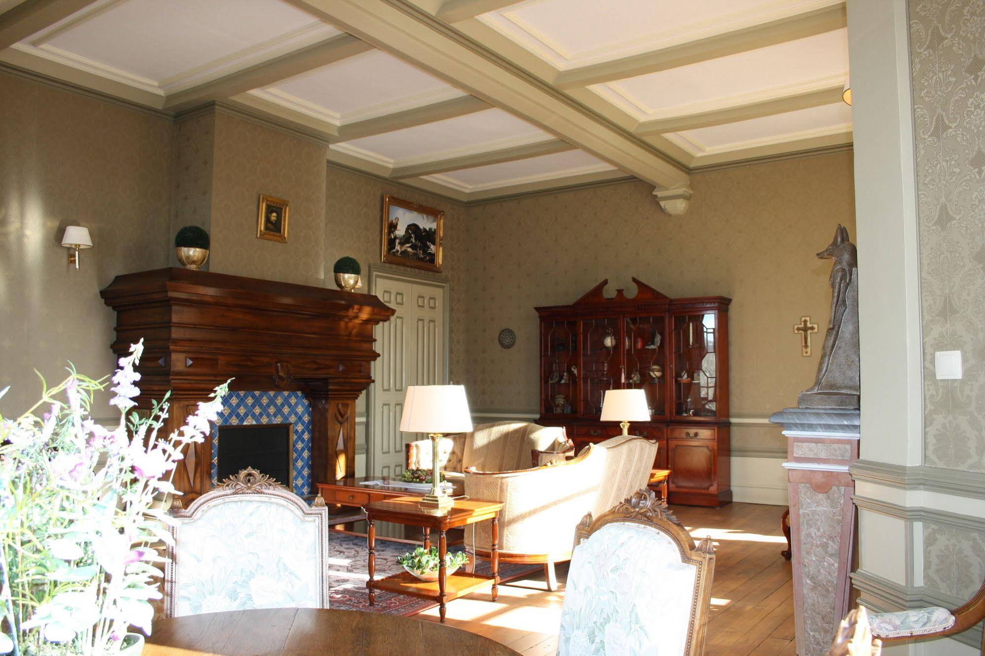 Chateau Du Bois Noir