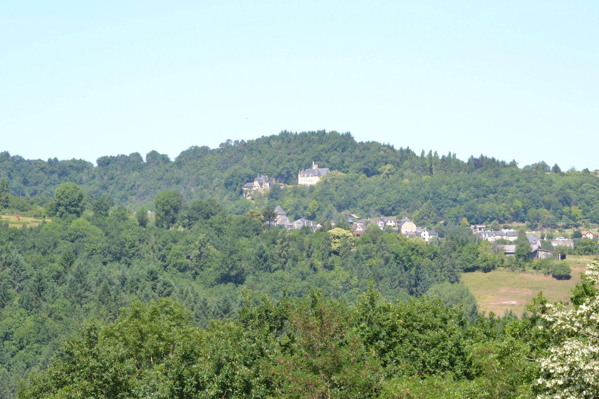 Chateau Du Bois Noir