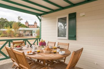 The Alicourts Resort