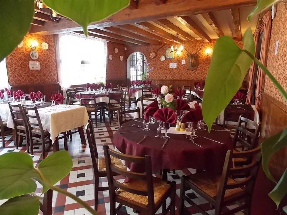 Hostel Du Roy
