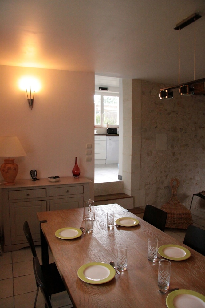 La Grange De Thore